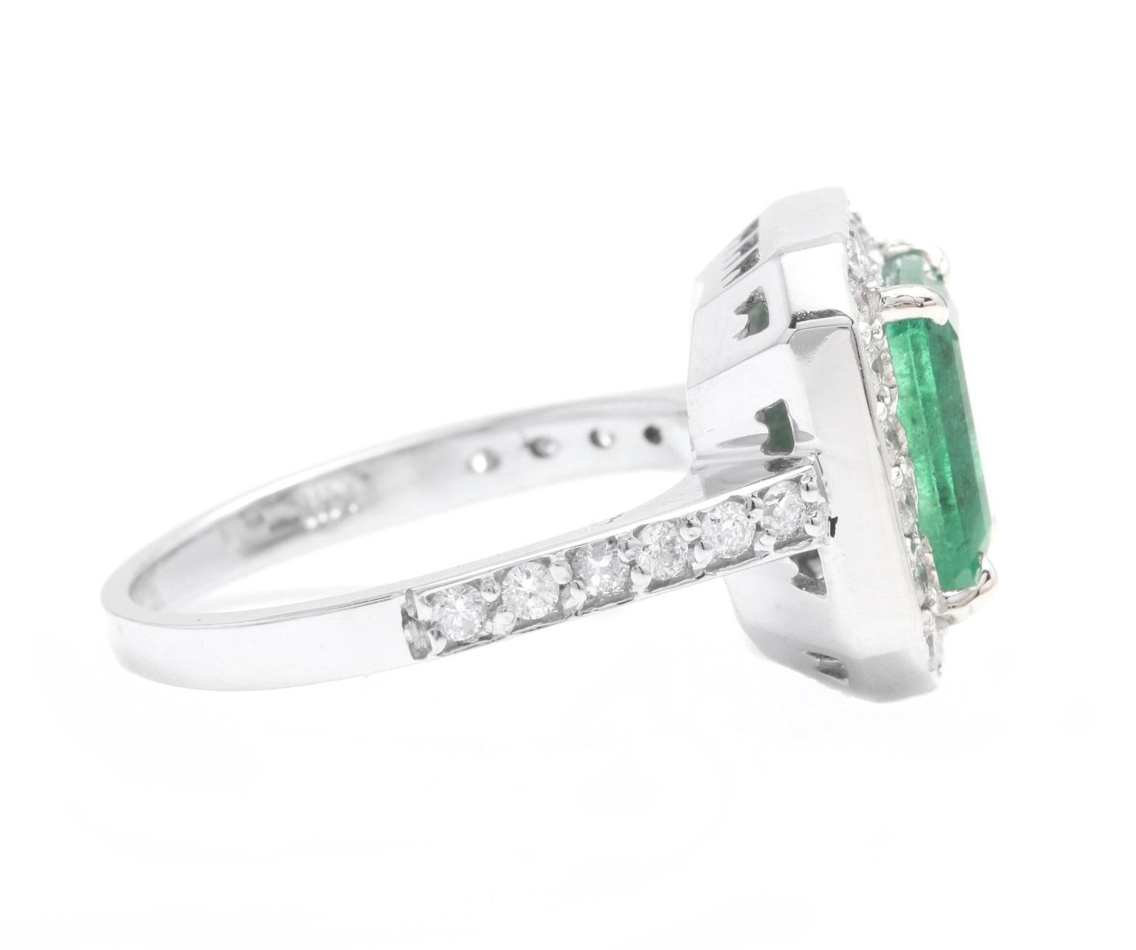 Mixed Cut 3.60 Carat Natural Emerald & Diamond 14k Solid White Gold Ring For Sale