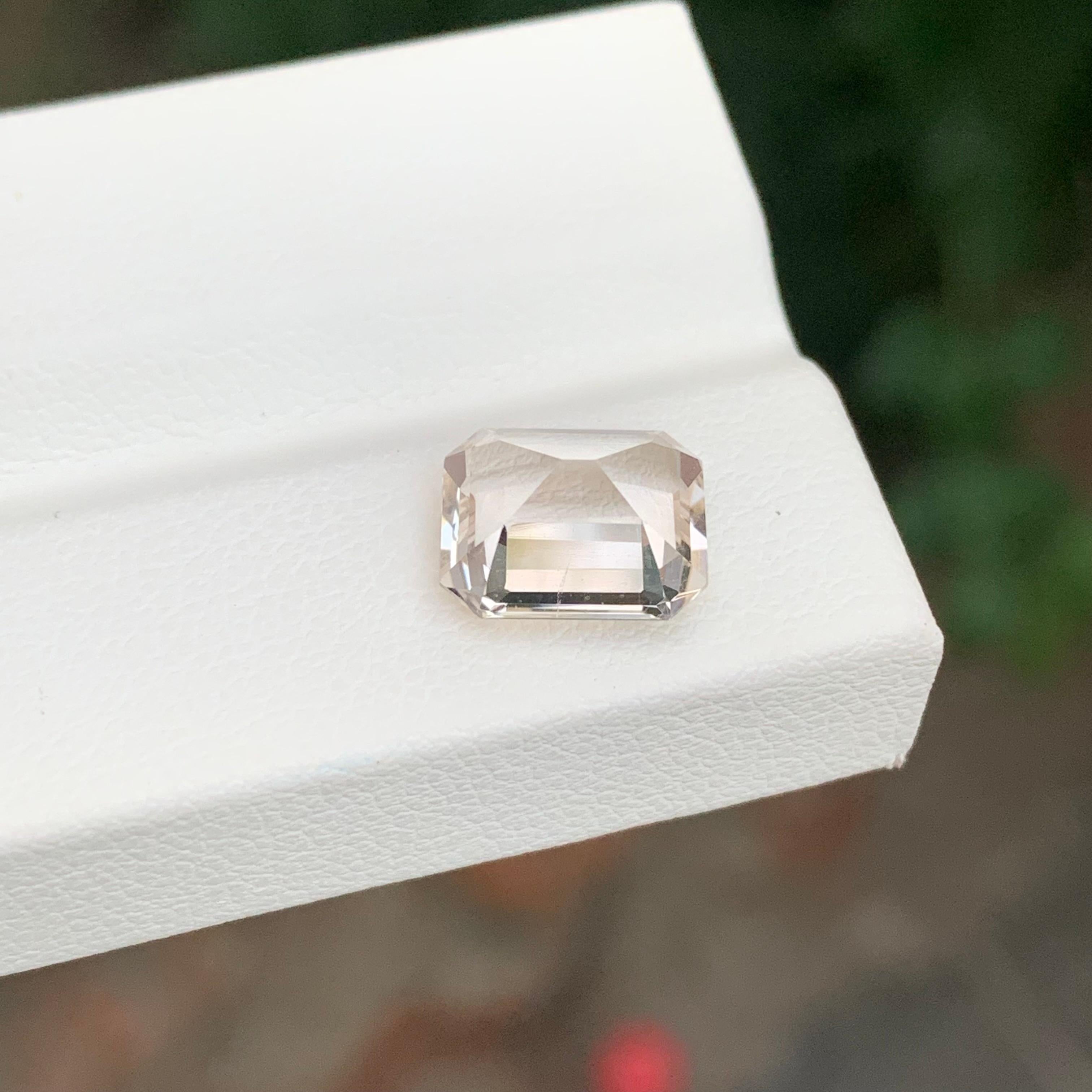 Wunderschöner 3,60 Karat loser Topas in Smaragdform Edelstein für Damen oder Herren im Angebot