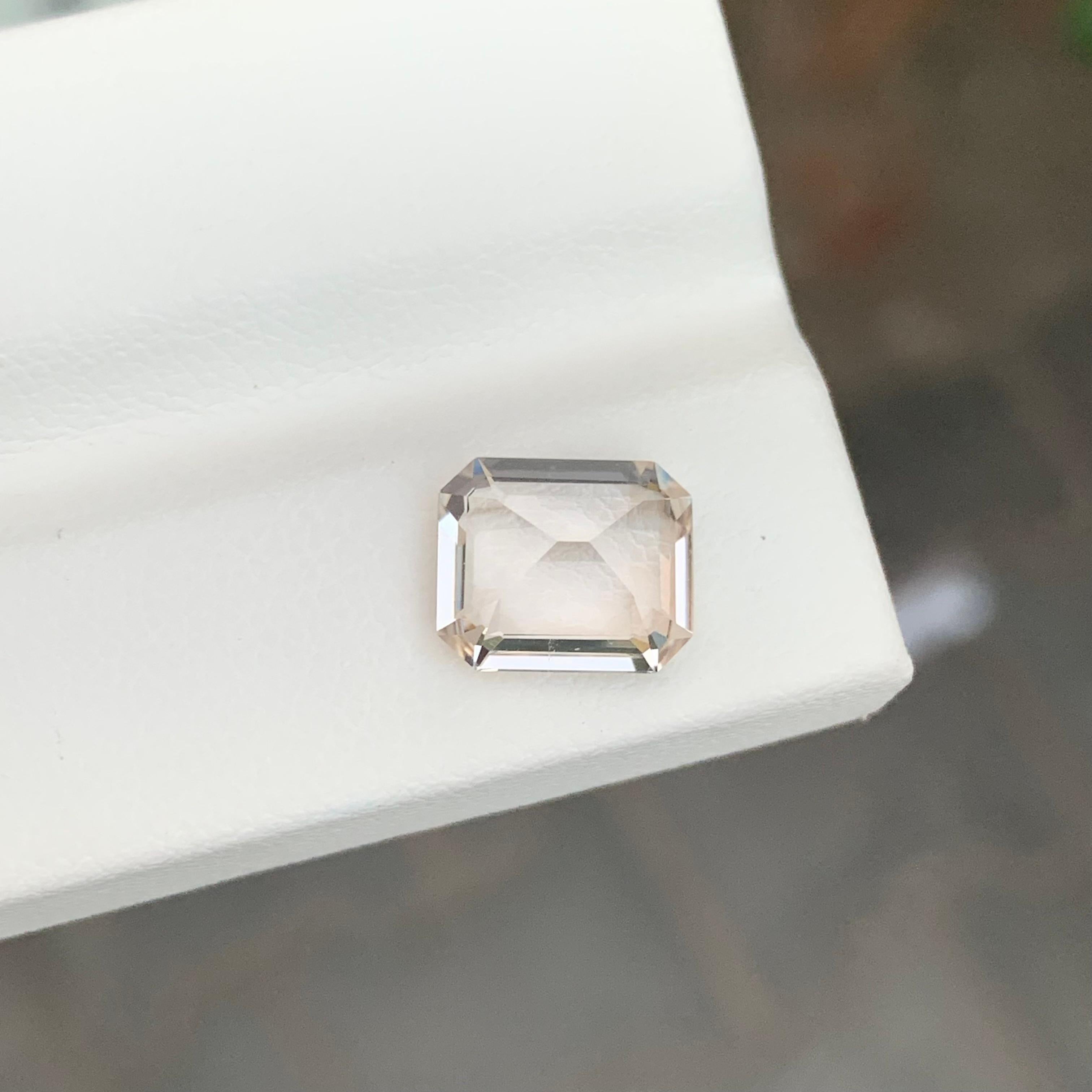 Wunderschöner 3,60 Karat loser Topas in Smaragdform Edelstein im Angebot 1