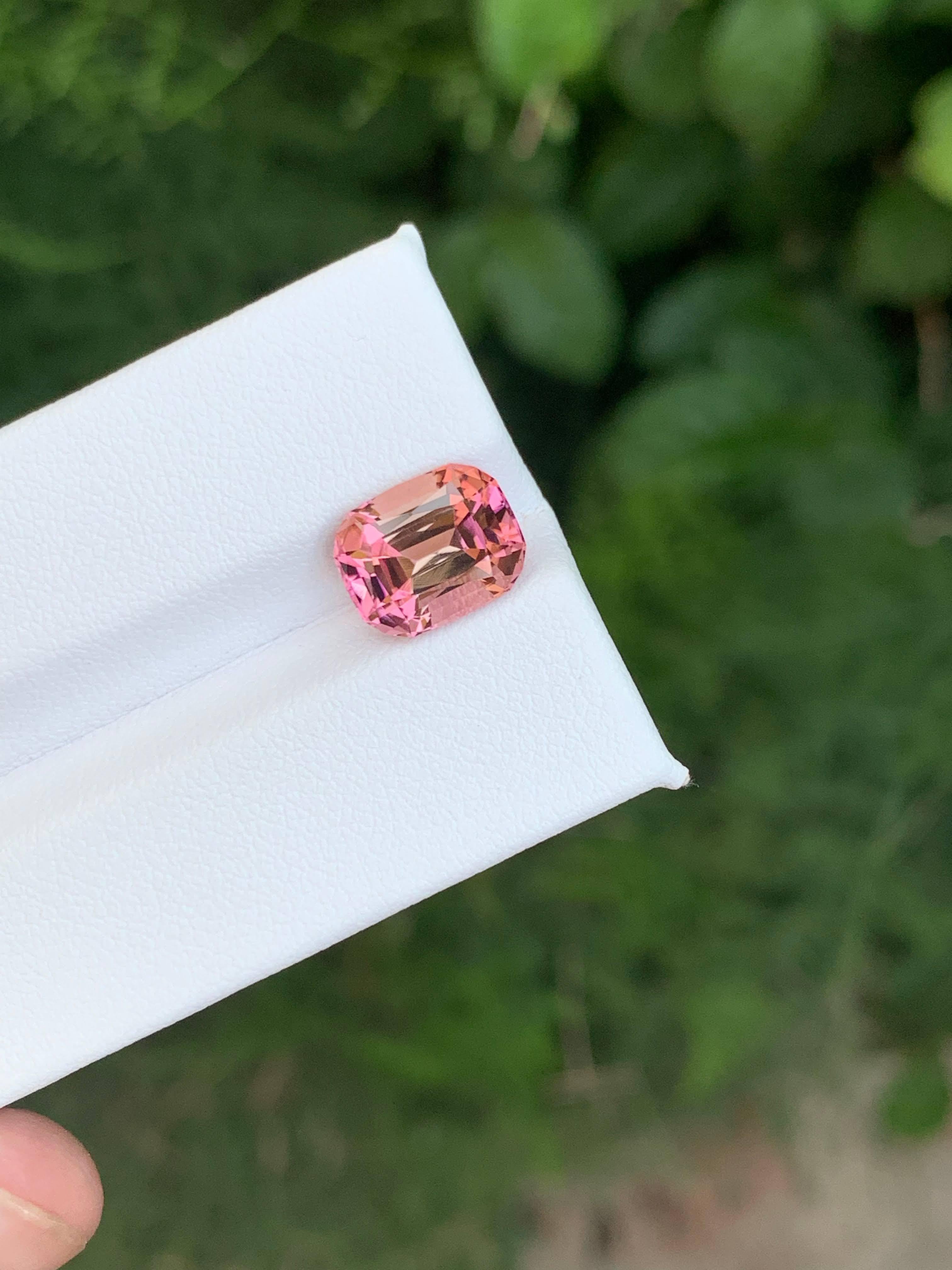 3,60 Carati di tormalina rosa pesco naturale sciolta con taglio a cuscino Gemma afgana in vendita 3