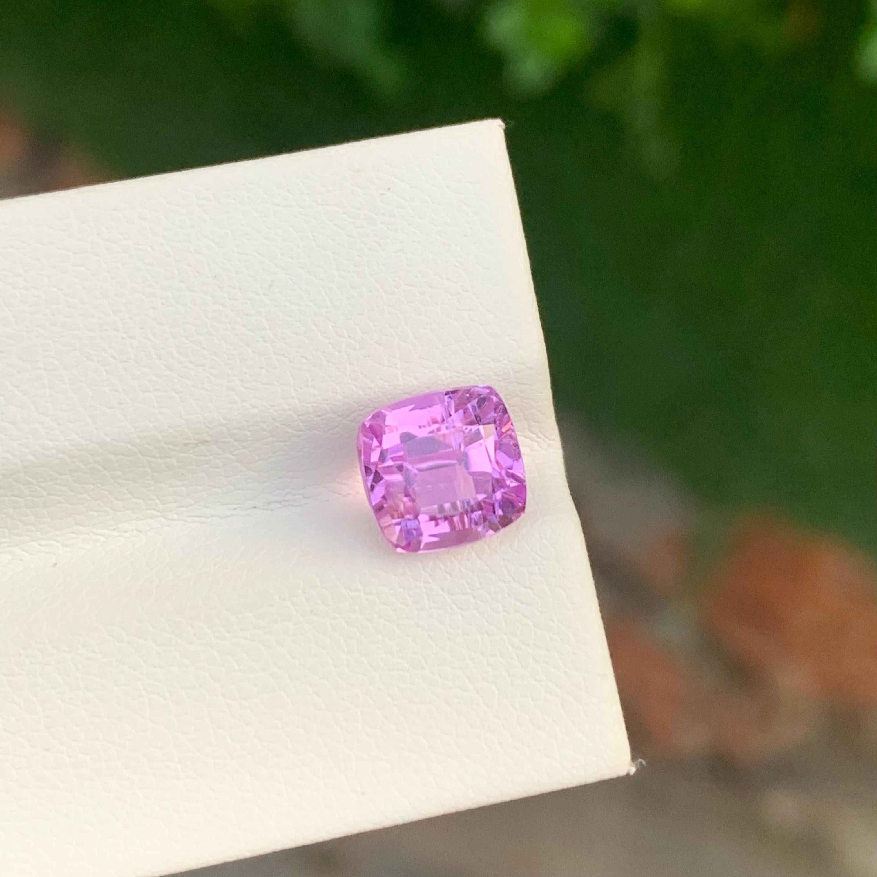 Cushion Cut 3.60 Carat Natural Loose Pink Kunzite Cushion Shape Gem For Jewellery
