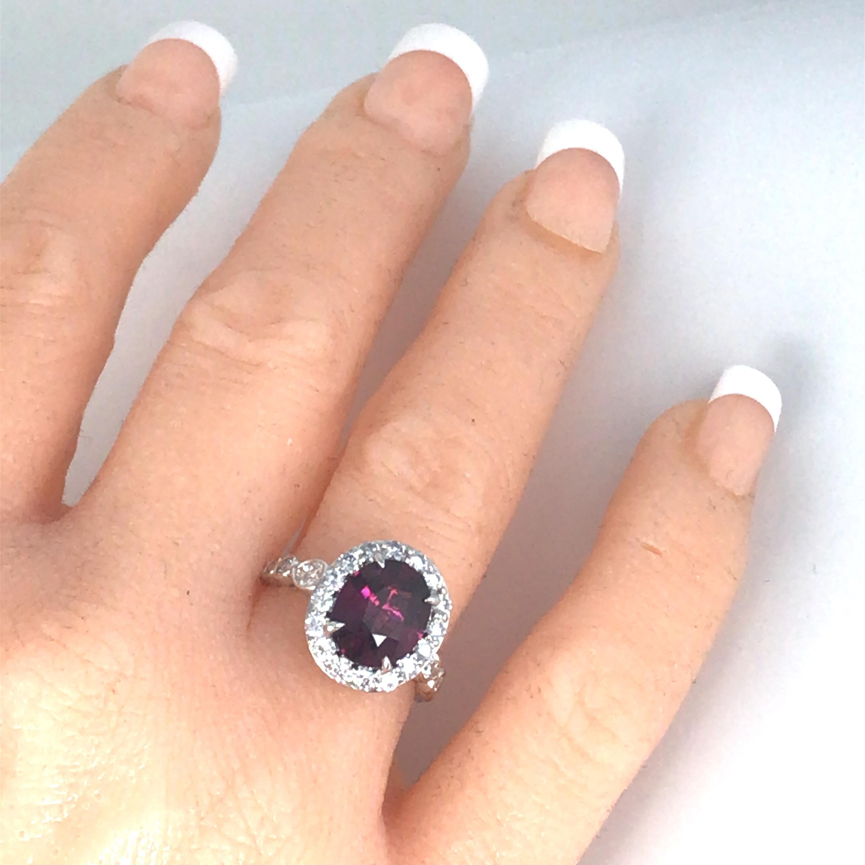 3.60 Carat Oval Cut Raspberry Garnet and Diamond Ring in 18k White Gold In New Condition In New York, NY