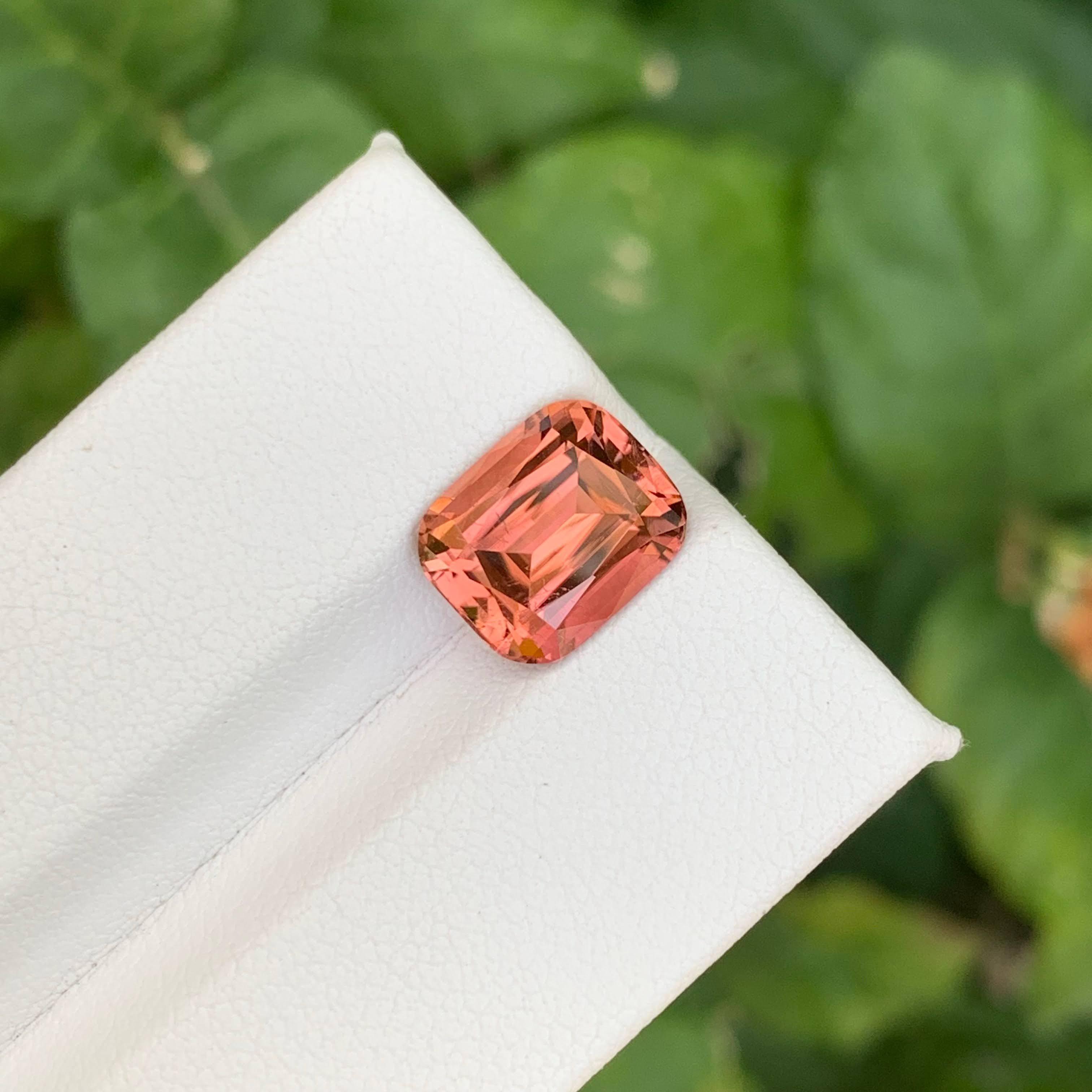3,60 Karat Hübscher Pfirsichrosa Turmalin Stein Cushion Cut Afghan Edelstein im Angebot 3