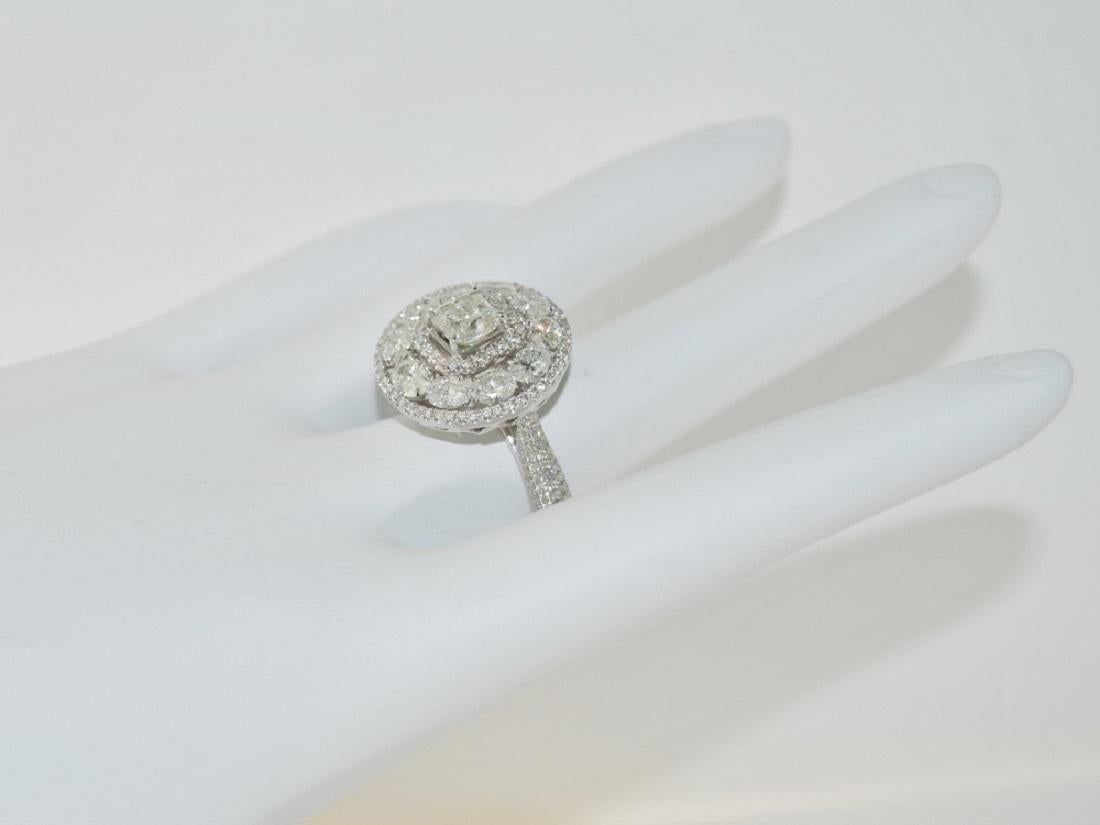 Emerald Cut 3.60 Carat Stunning White Diamond Ring in 18 Karat Gold For Sale