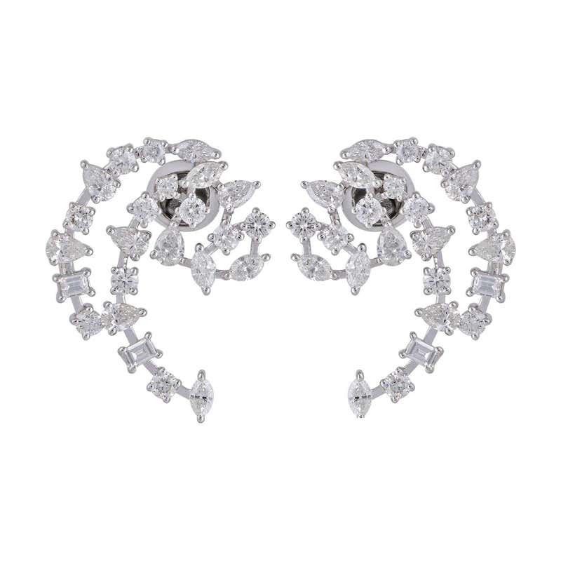 3.60 carats Diamond 18 Karat Gold Crescent Stud Earrings For Sale at ...