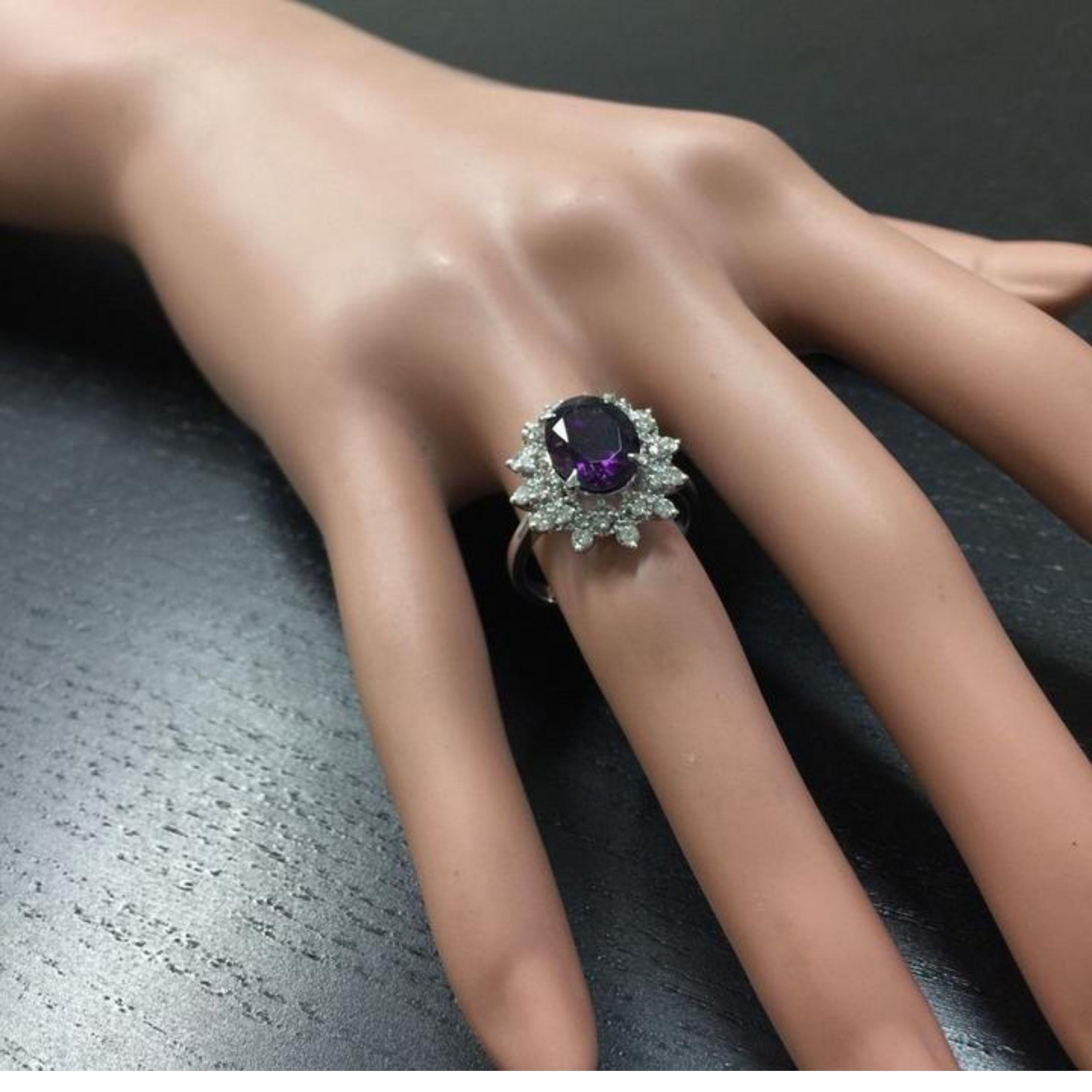 Ring mit 3,60 Karat natürlichem Amethyst und Diamant aus 14 Karat massivem Weißgold im Angebot 2