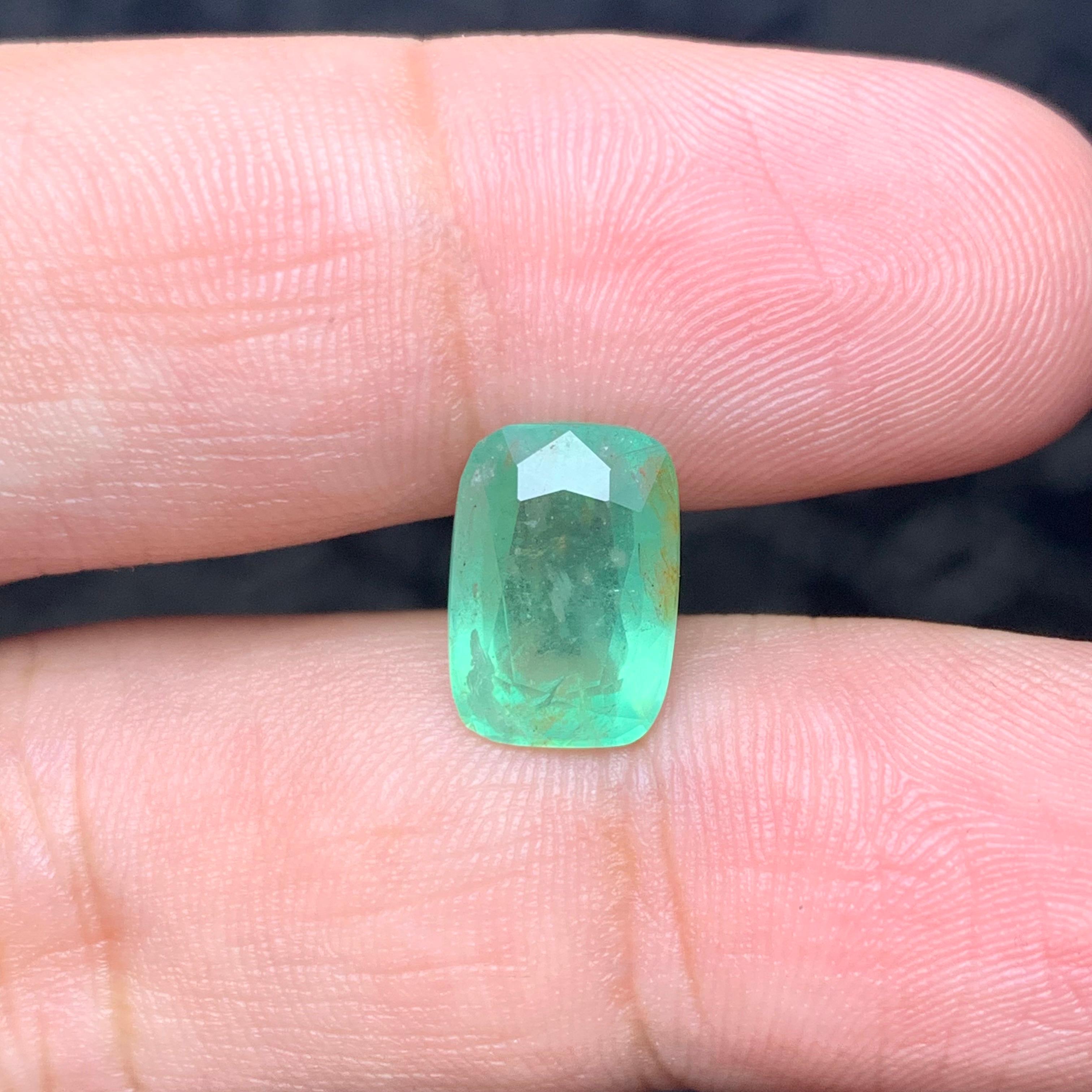 3.60 Carats Natural Loose Light Green Emerald Beryl Ring Gemstone  For Sale 2