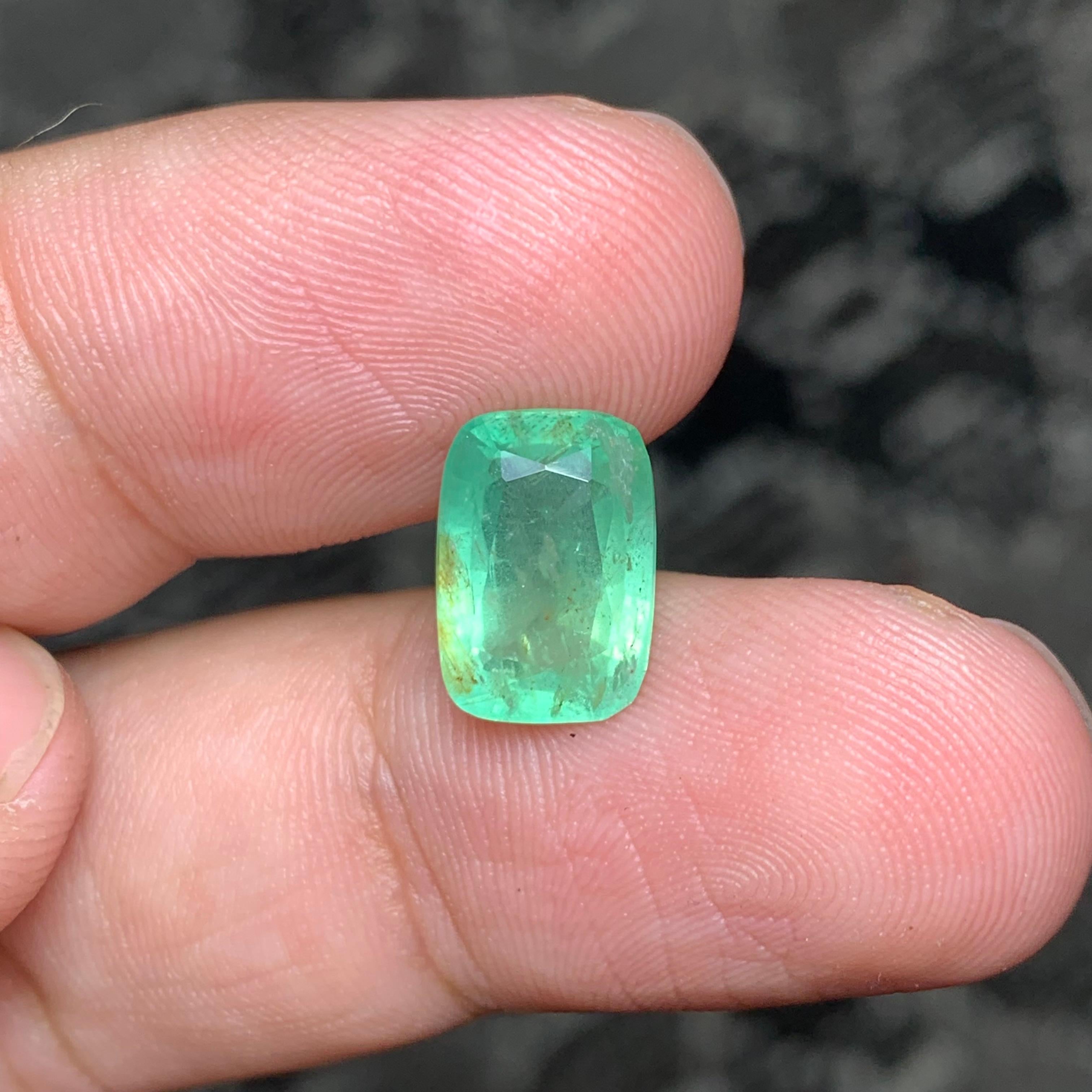 3.60 Carats Natural Loose Light Green Emerald Beryl Ring Gemstone  For Sale 4