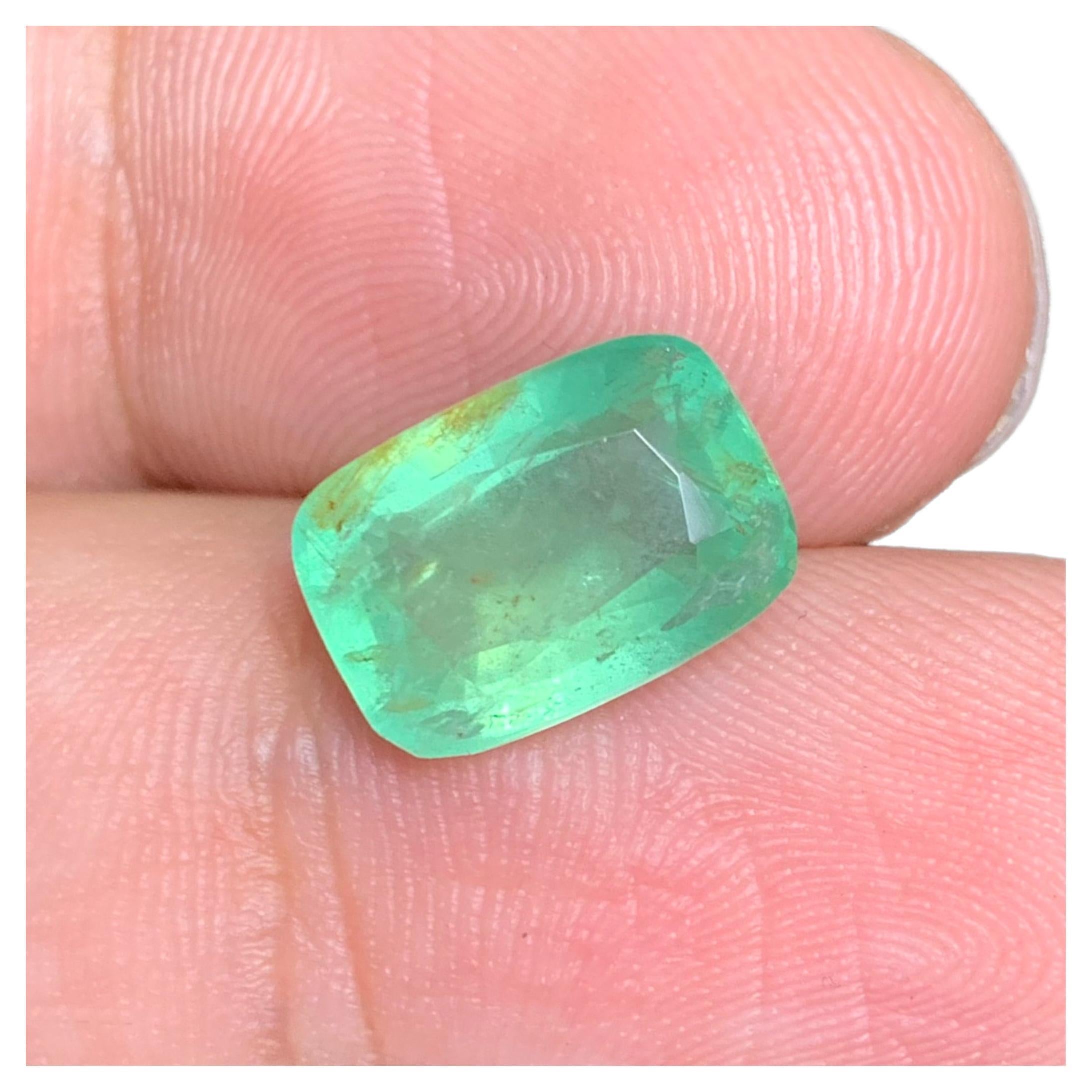 3.60 Carats Natural Loose Light Green Emerald Beryl Ring Gemstone (bague en forme de béryl) 