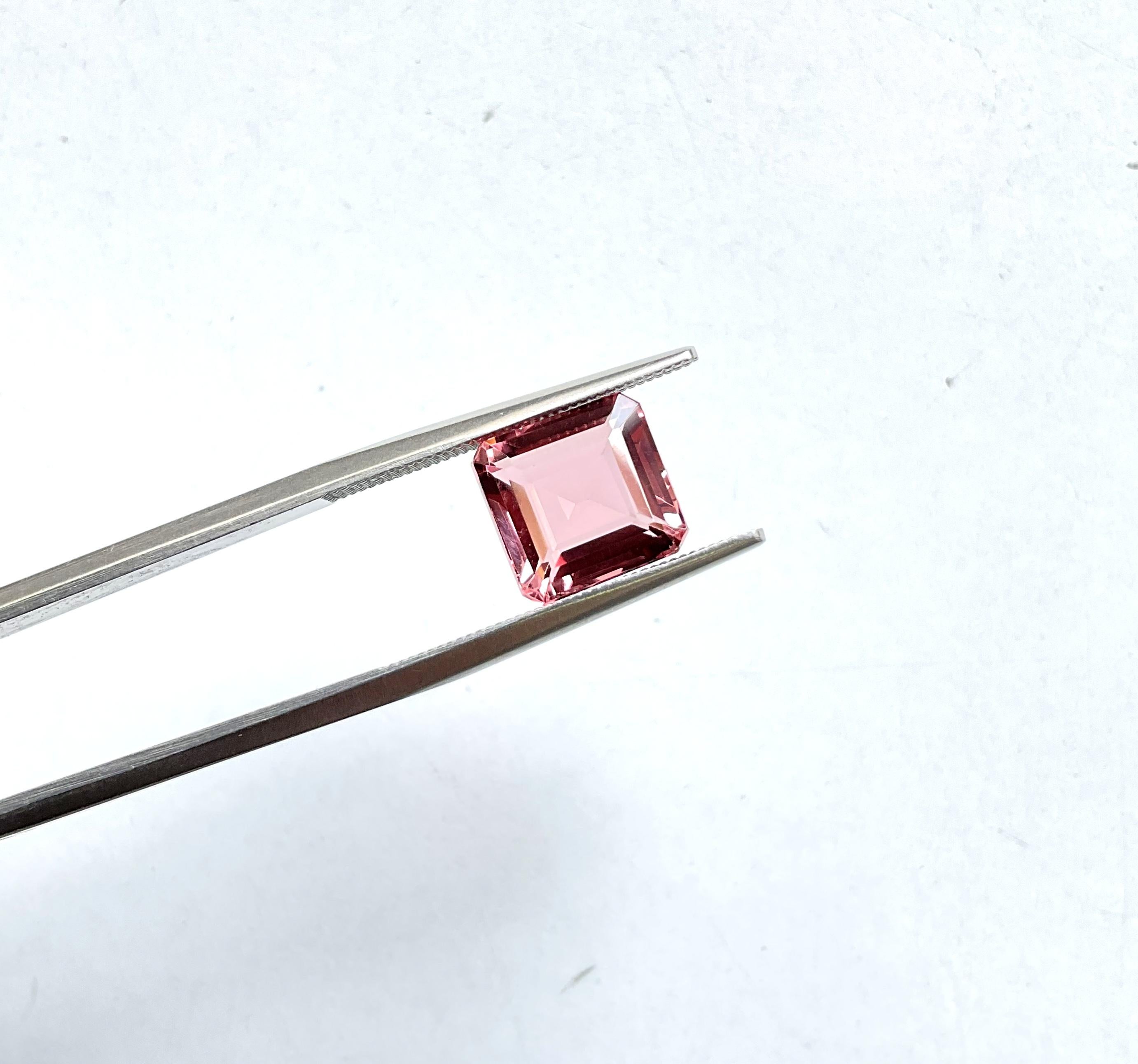 3,60 Karat Rosa Turmalin Oktagon Facettenschliff Stein Top Qualität Natürlicher Edelstein für Damen oder Herren im Angebot