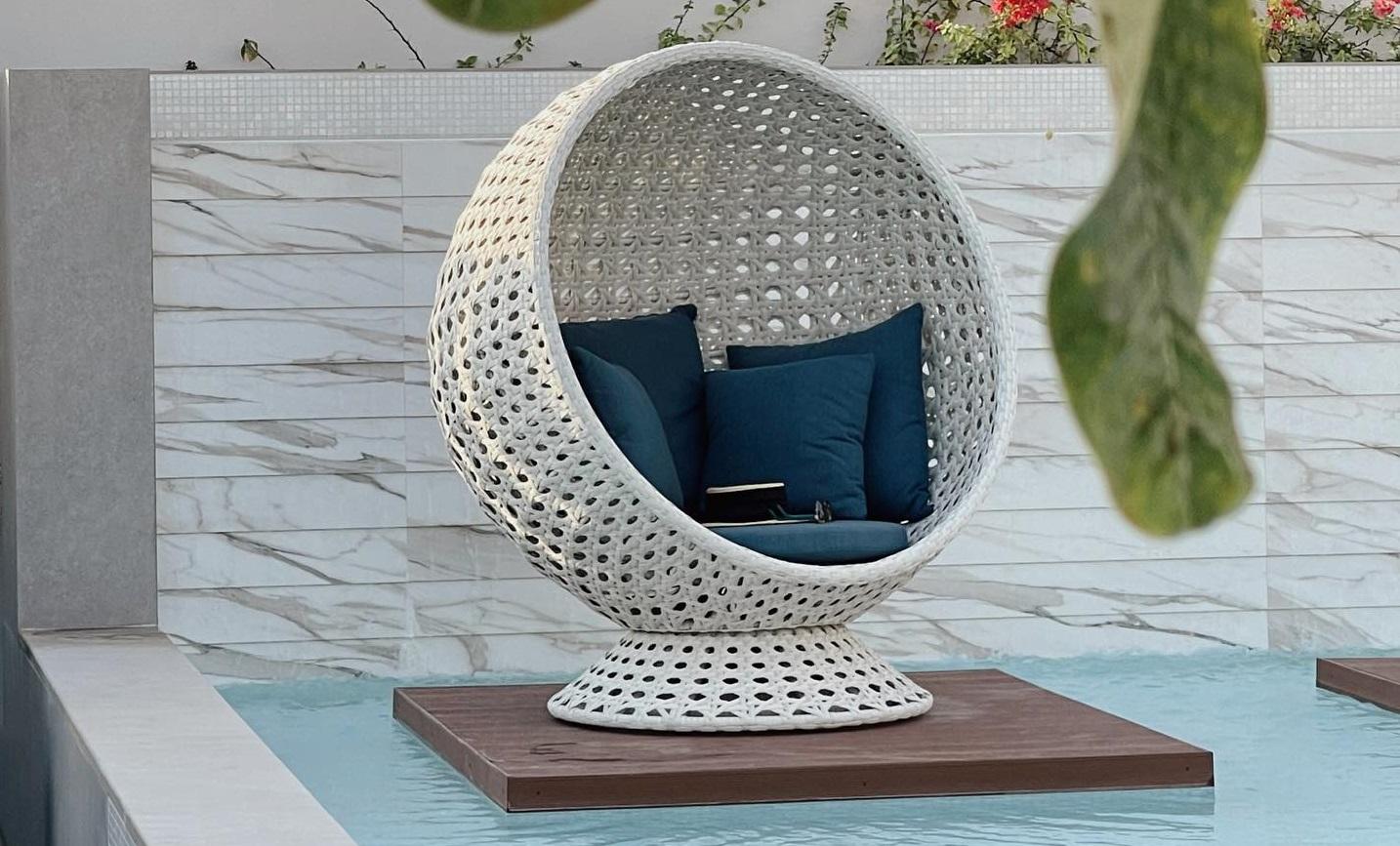 360° Rotating Outdoor Cocoon Chair in Open Cane Webbing For Sale 2
