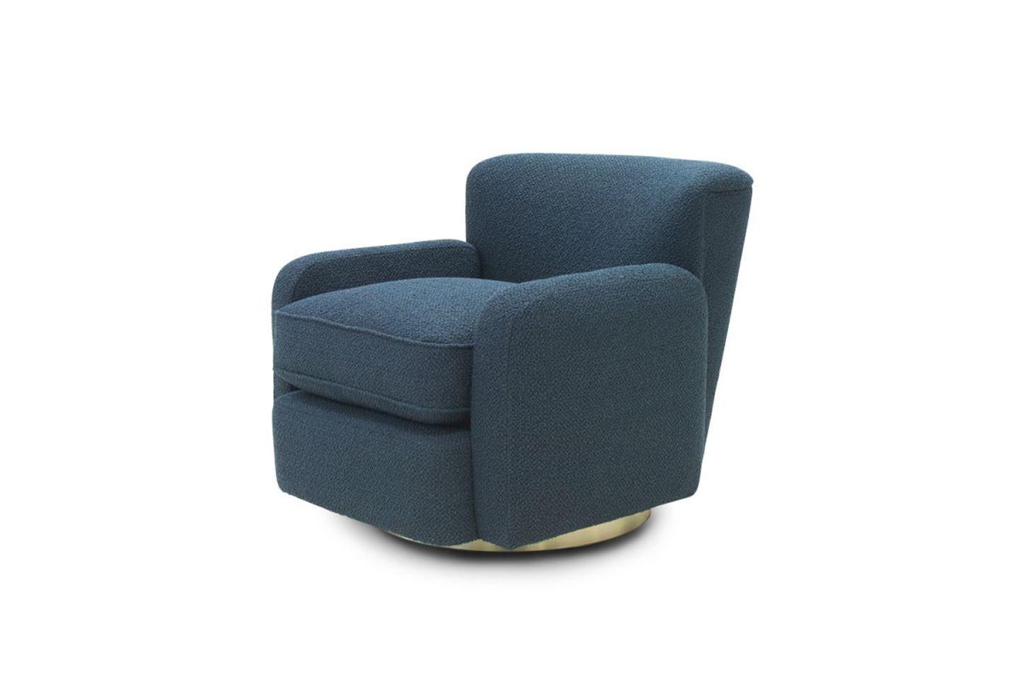 360° Swivel Armchair with Metallic Base In New Condition For Sale In New York, NY