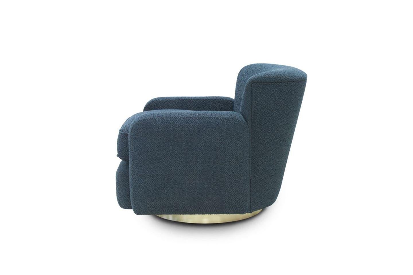 Contemporary 360° Swivel Armchair with Metallic Base For Sale