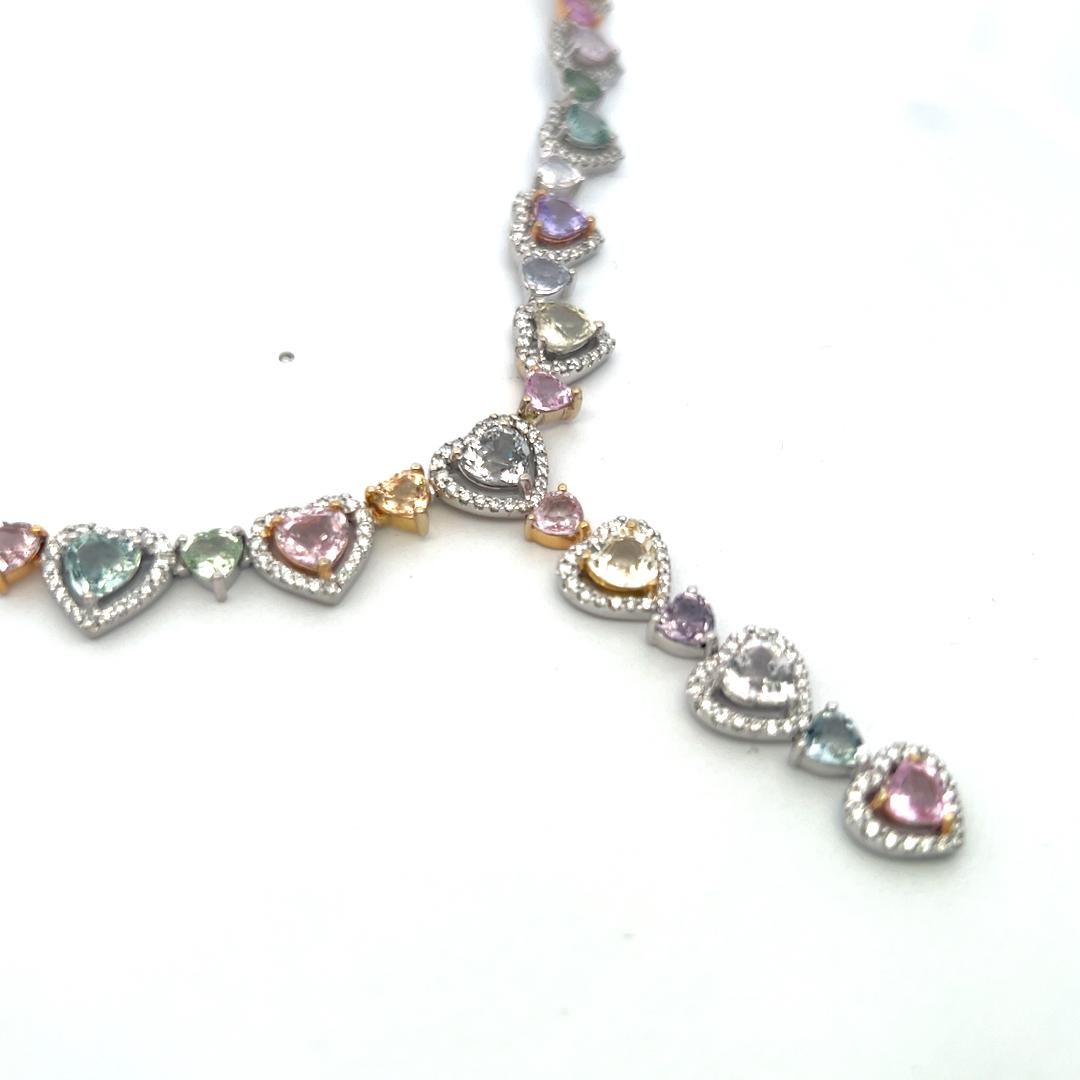 Collier fantaisie 18 carats avec saphir en forme de cœur de 36,00 carats et diamants de 4,00 carats en vente 2
