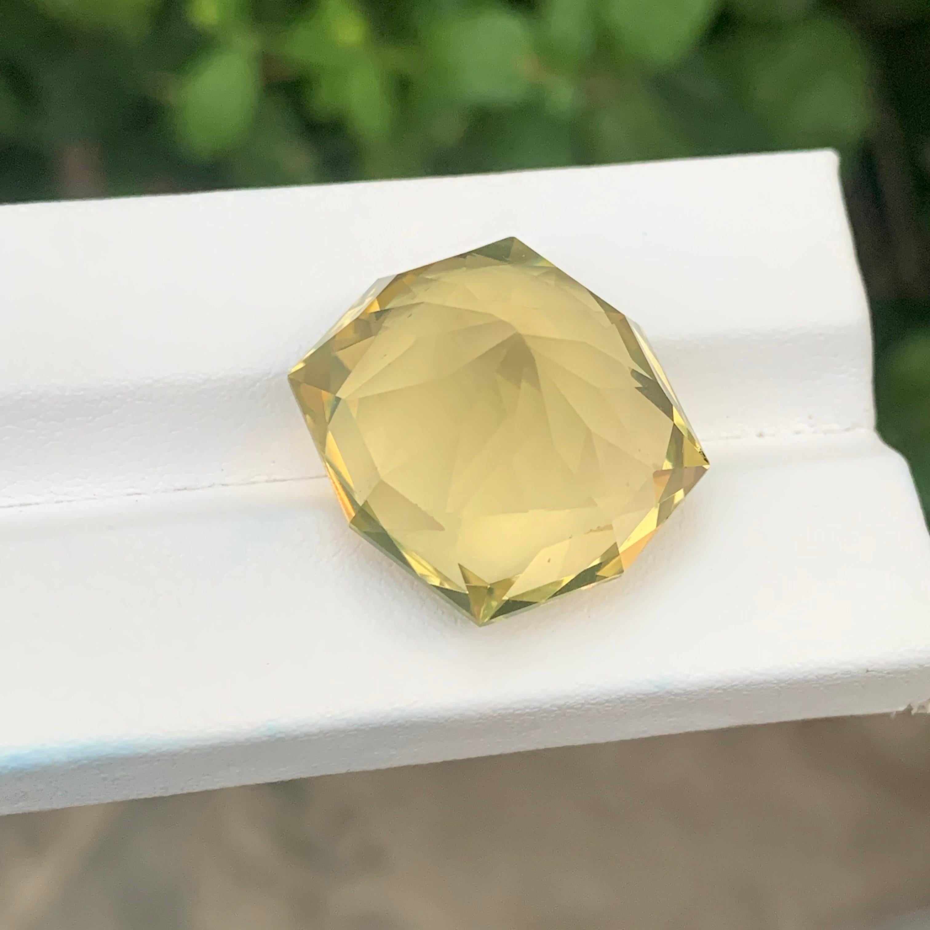 Taglio brillante 36,05 carati di quarzo limone sfuso taglio fantasia in vendita