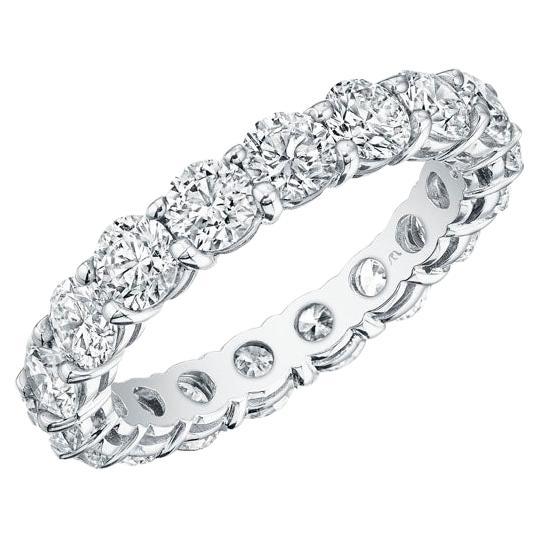 3.60ct Round Diamond Eternity Band in 18KT Gold For Sale