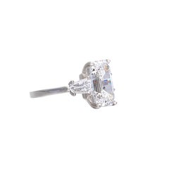 3.61 Carat Emerald Diamond Ring 18K Gold Effortless Elegance