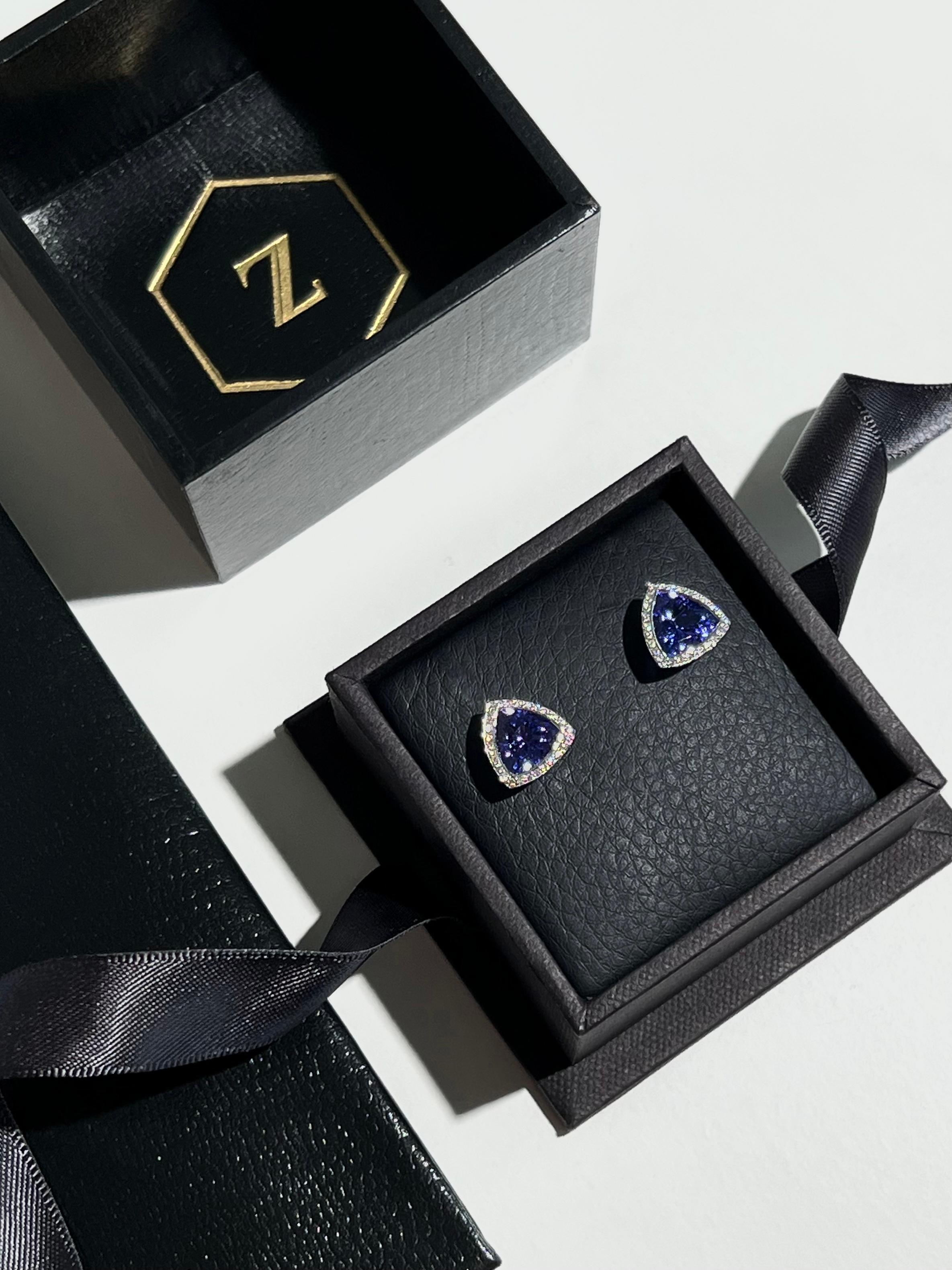 Modern 3.61 Carat Trillion Cut Tanzanite Diamond Halo Studs Earrings in 18k White Gold For Sale