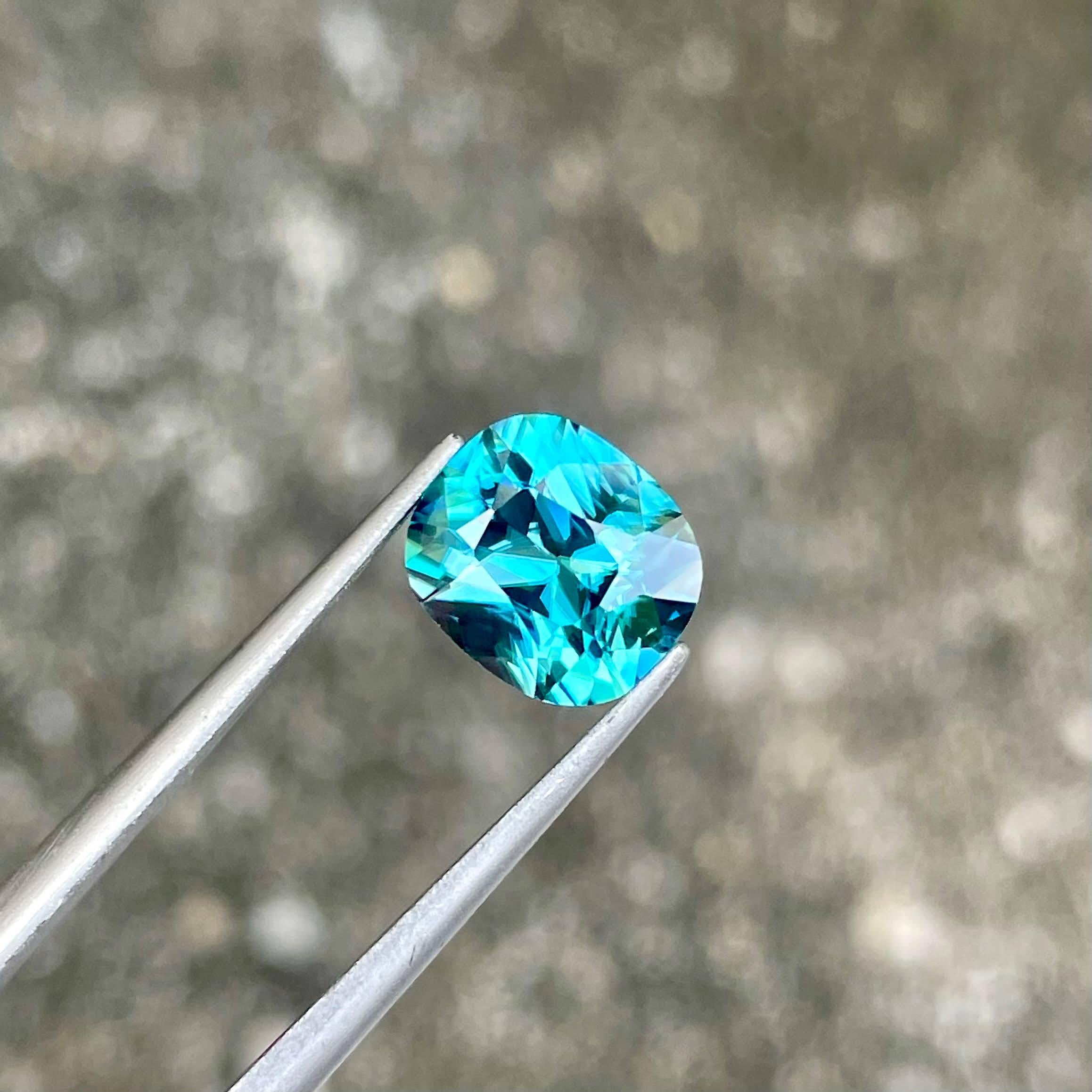 3.61 carats Blue Zircon Stone Cushion Cut Natural Cambodian Gemstone For Sale 2