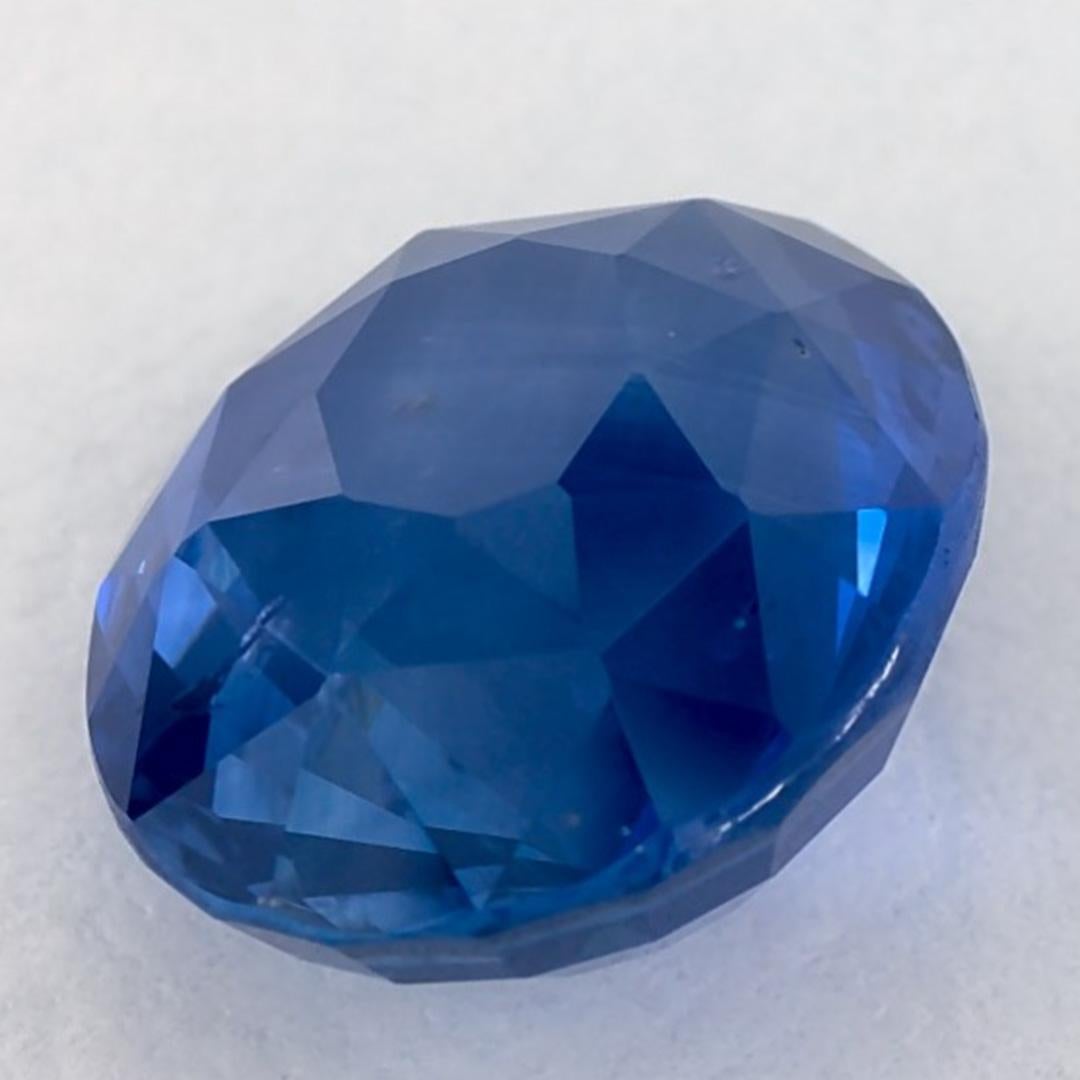 Taille ovale 3.61 Carat Blue Sapphire Oval Loose Gemstone (Saphir bleu ovale) en vente