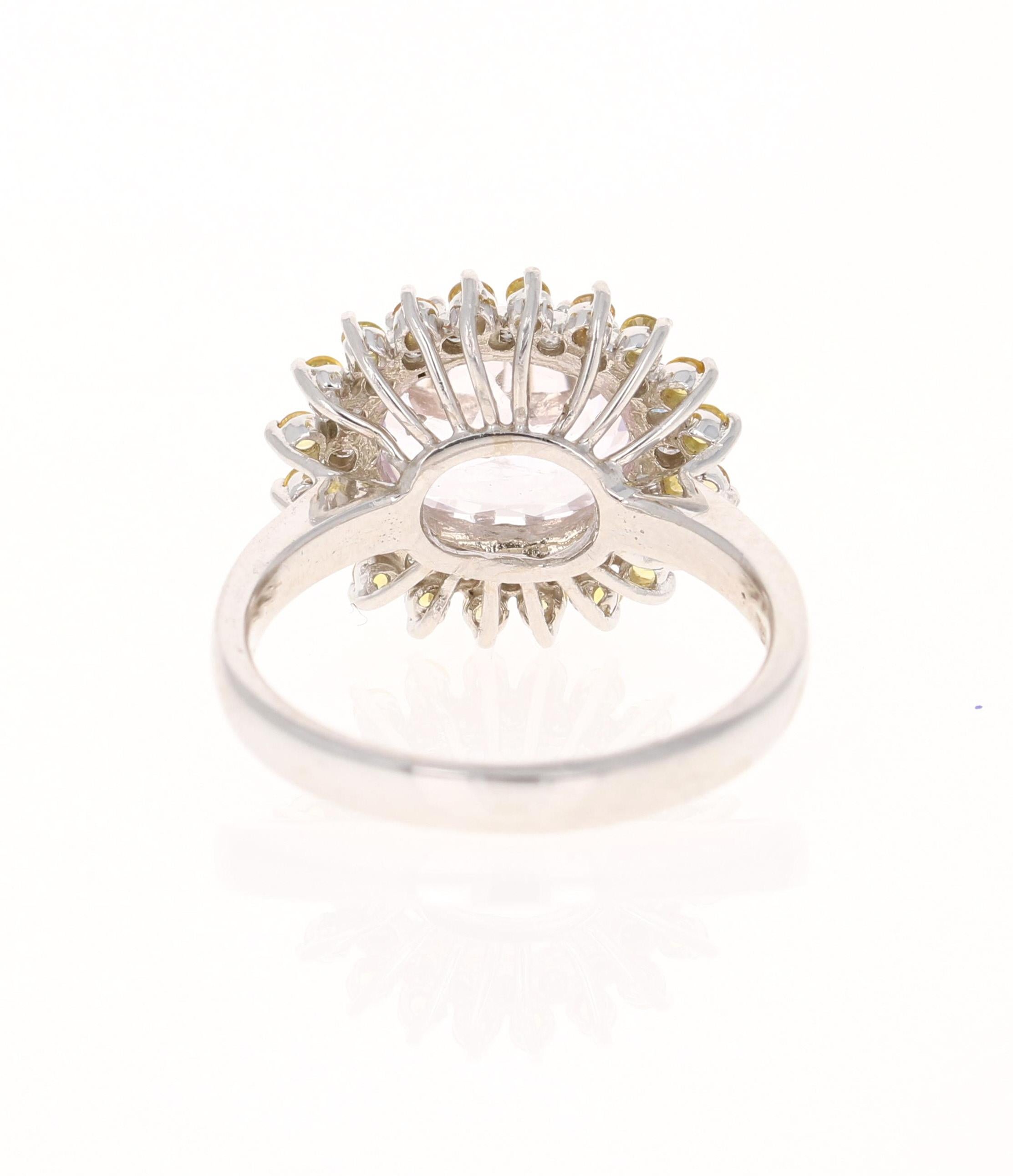 3,62 Karat Kunzit Gelber Saphir Diamant 14 Karat Weißgold Ring (Ovalschliff) im Angebot