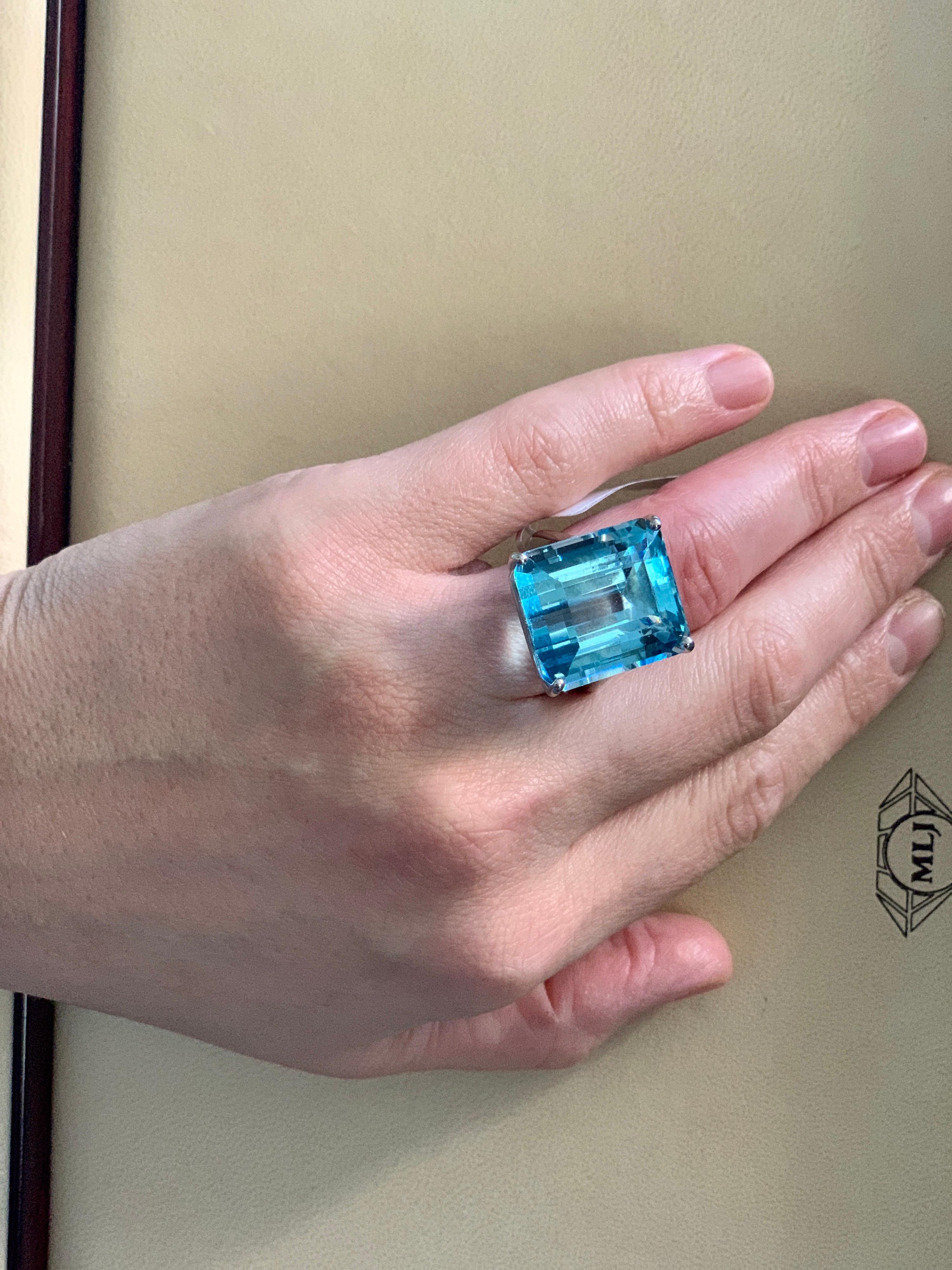GIA Certified 35.93 Ct  Octagonal Step Cut  Aquamarine Cocktail Ring Platinum For Sale 4