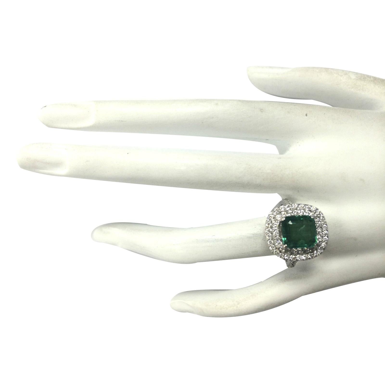 Natürlicher Smaragd-Diamantring aus 14 Karat Weißgold  im Zustand „Neu“ im Angebot in Los Angeles, CA