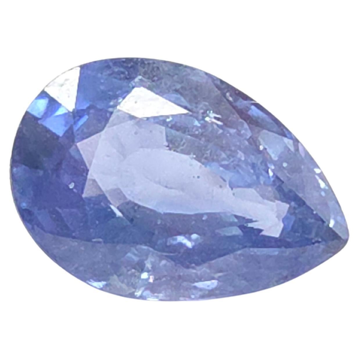 Saphir naturel taille poire de 3.62 carats en vente