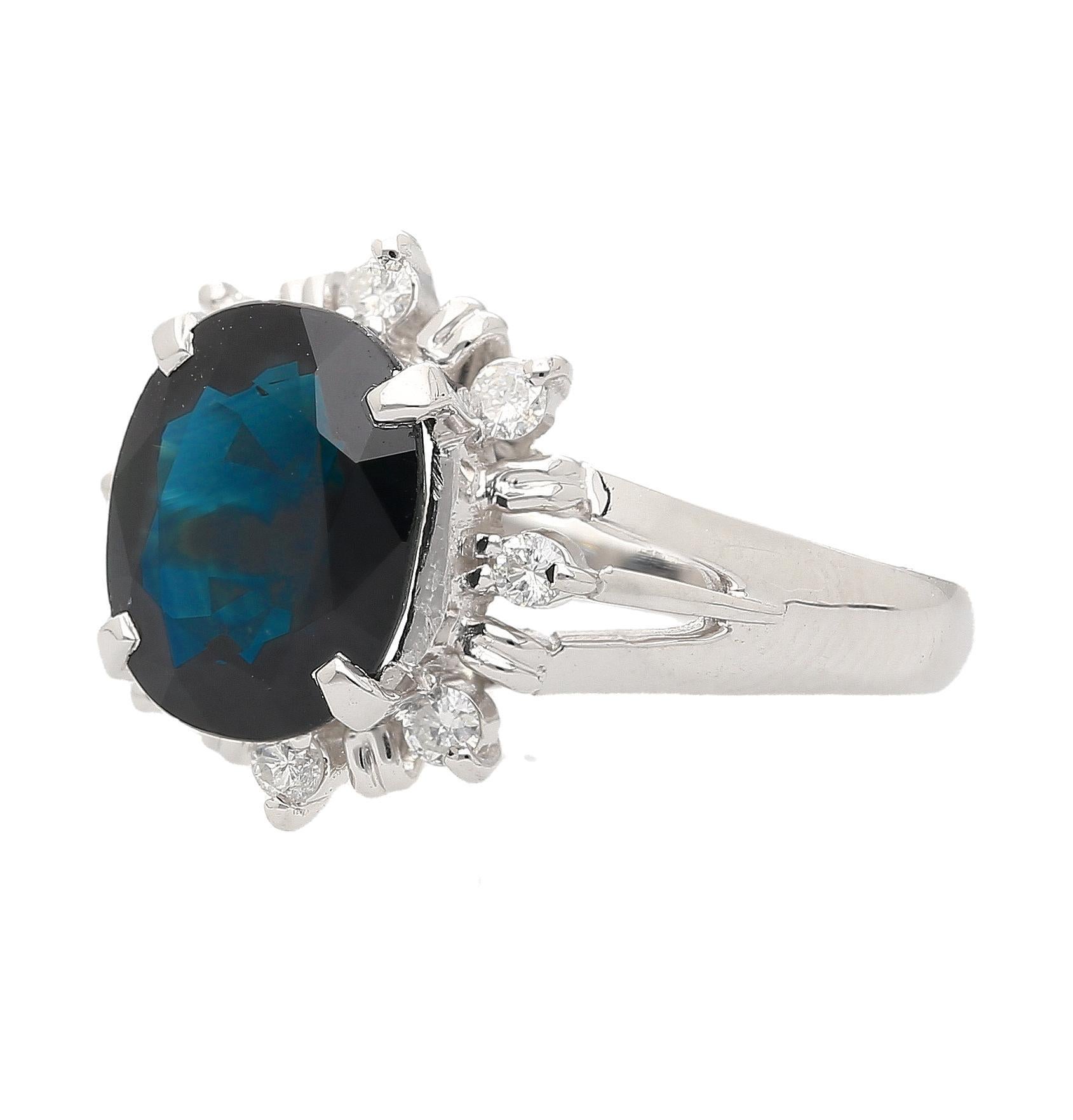 Women's 3.62 Carat Oval Blue Sapphire and Diamond Halo Platinum Split Ring For Sale