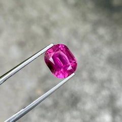 Pierre rubellite tourmaline afghane taille coussin de 3,62 carats