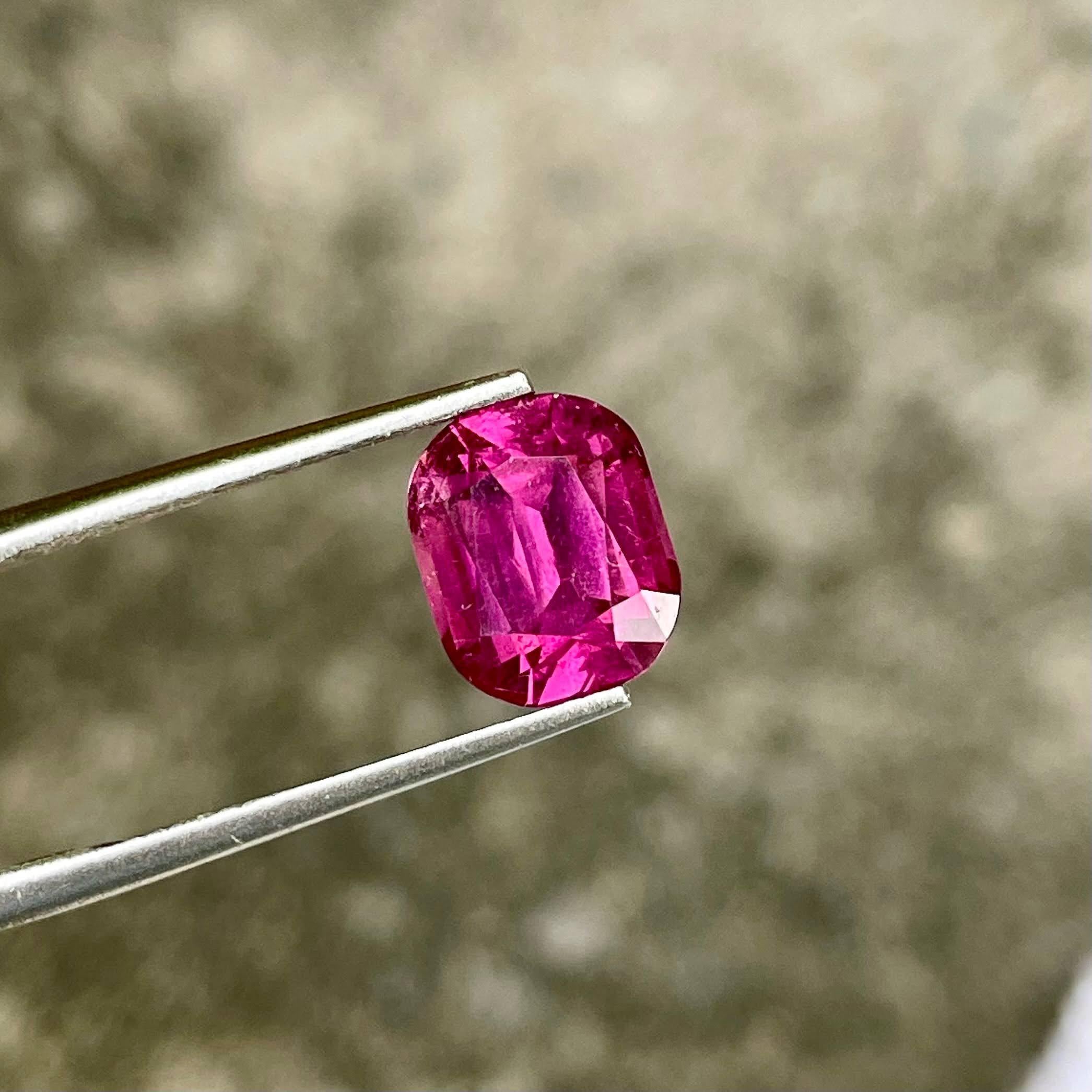 3,62 quilates de piedra turmalina rubelita suelta talla cojín gema afgana Corte cojín en venta