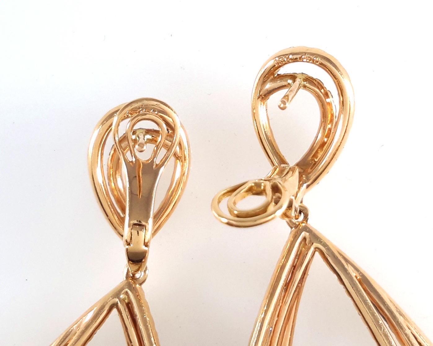 3,63 Karat Diamant-Ohrringe aus zweifarbigem Gold Teardrop-Ohrringe (Rundschliff) im Angebot