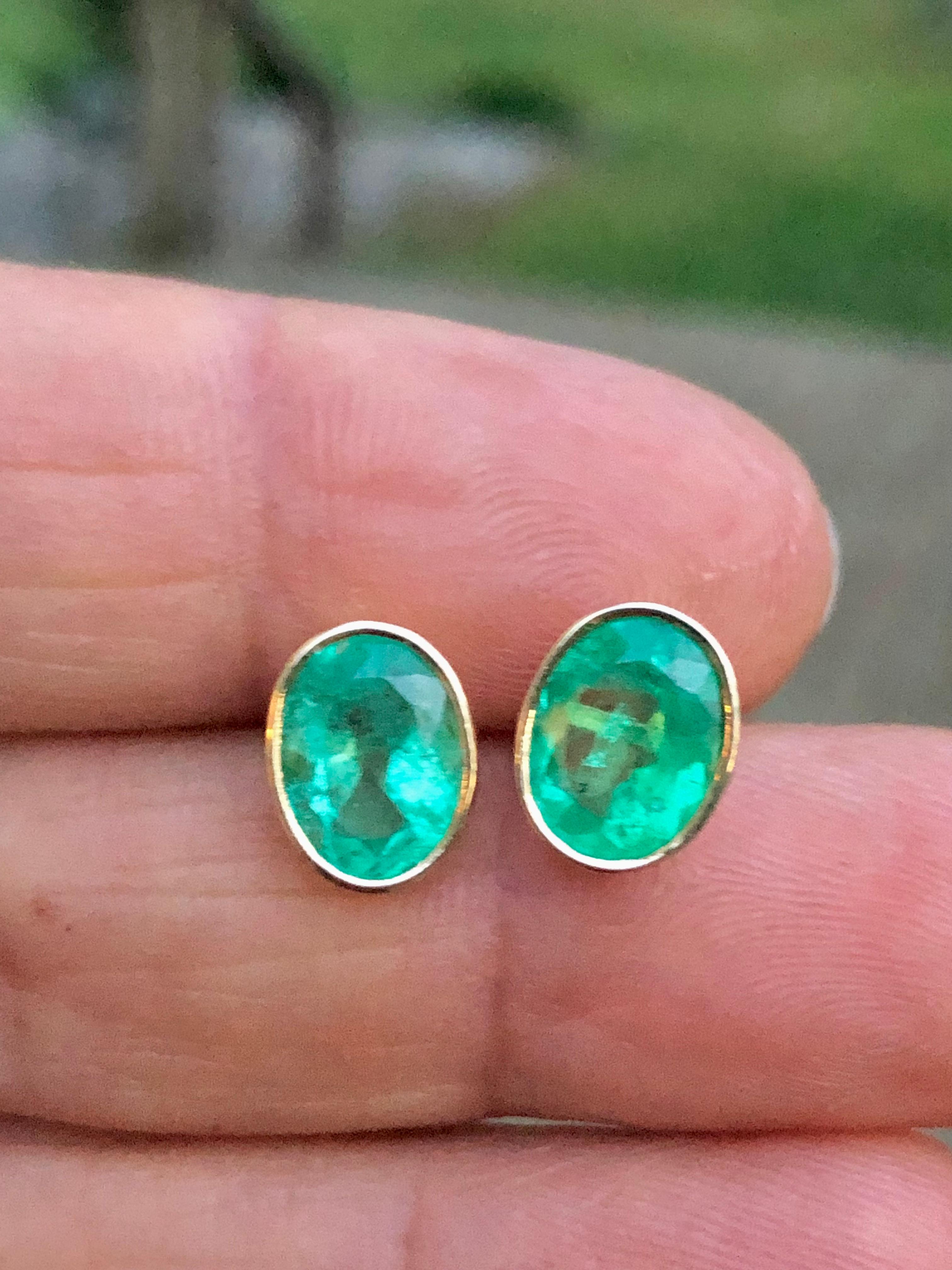 3.63 Carat Natural Colombian Emerald Oval Stud Earrings 18k Yellow Gold
Primary Stones: 100% Natural Colombian Emeralds
Shape or Cut : Oval Cut
Average Color/Clarity : Medium Green/ Clarity, VS-SI 
Total Weight Emeralds: 3.63 Carats 
Earrings