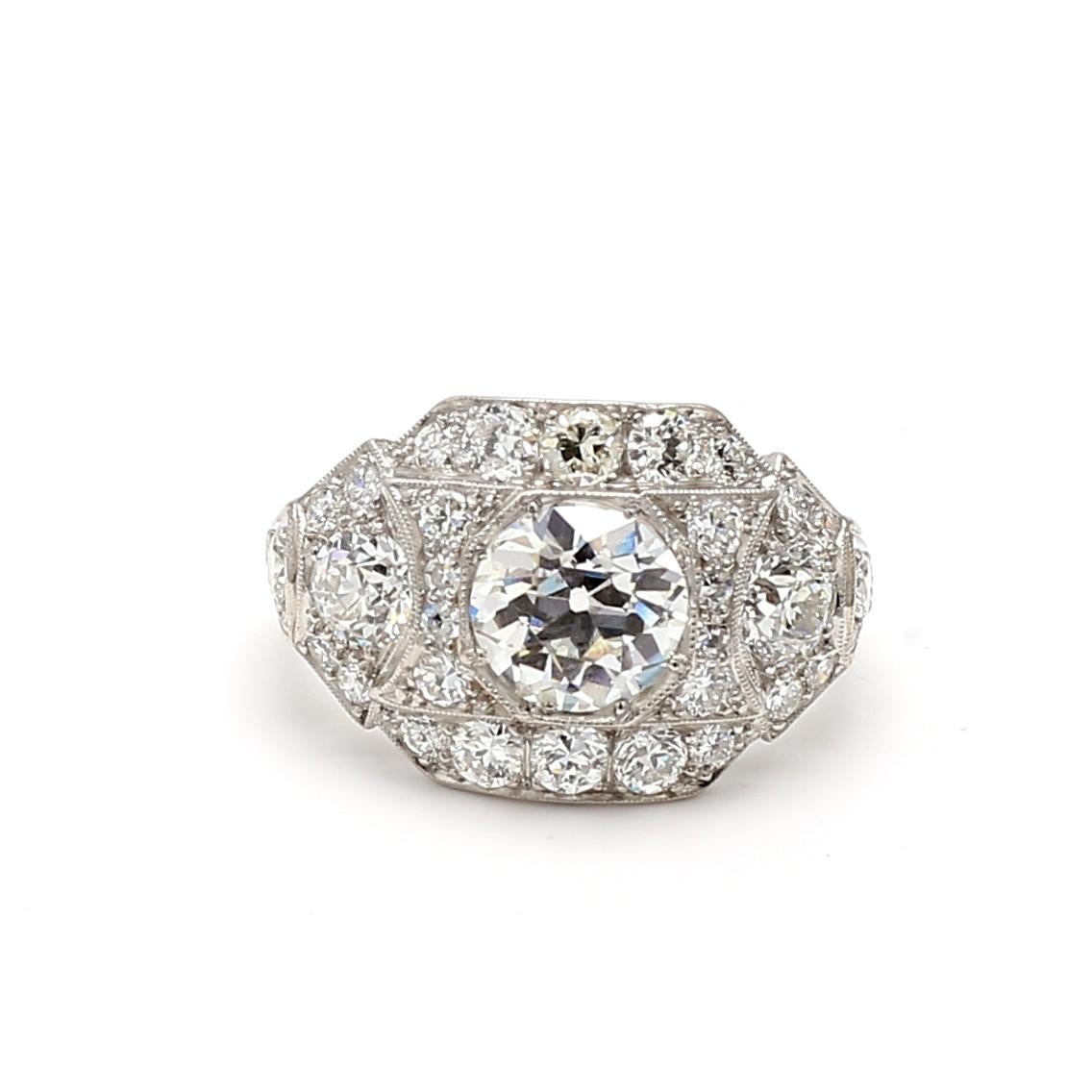 Bague de fiançailles en platine avec diamant taille européenne ancienne H-G SI1-VS1 de 3,63 carats en vente 2