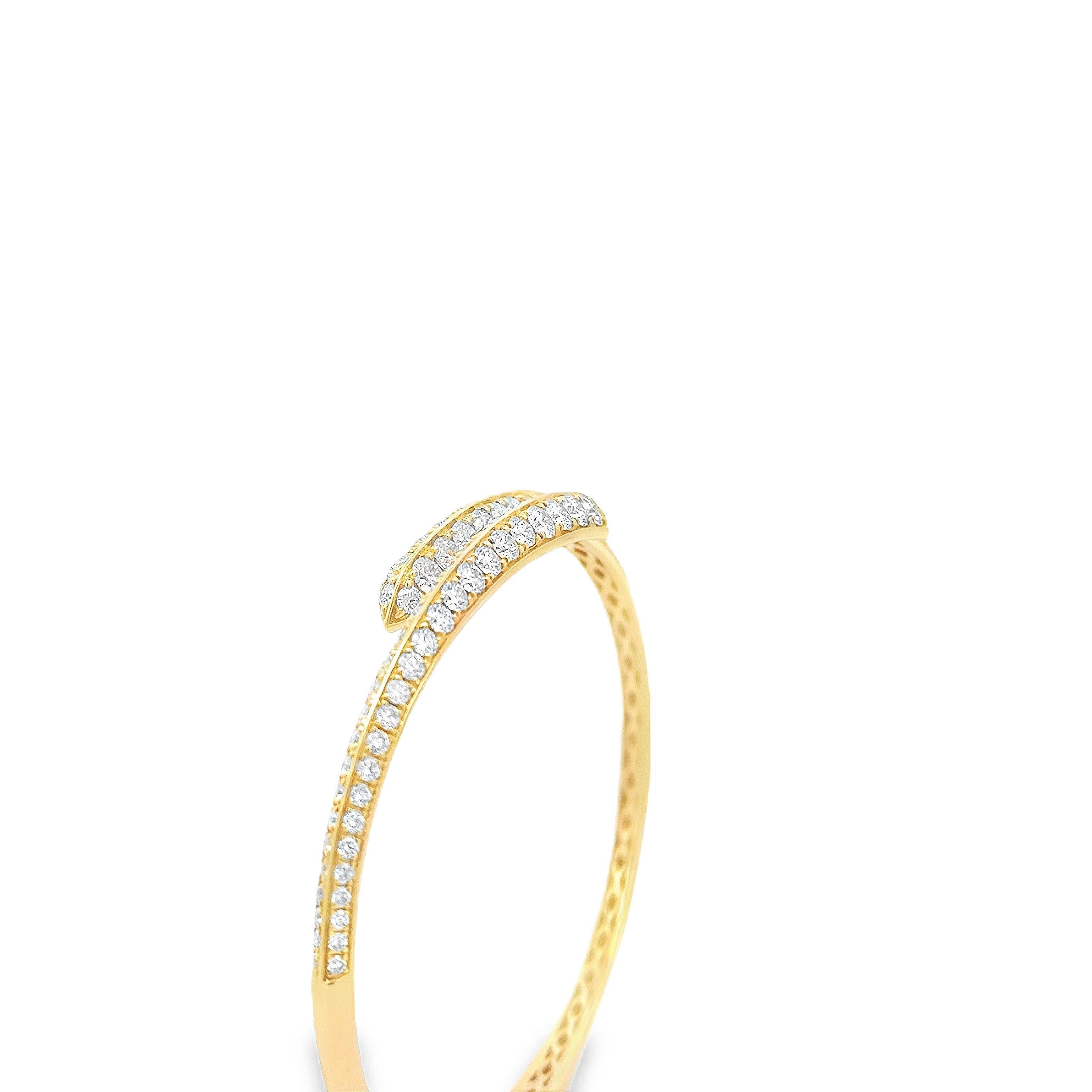Bracciale Brilliante con taglio rotondo da 3,63 carati in oro giallo In condizioni Nuovo in vendita a New York, NY