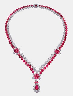 36,32 Karat Burma Rubin No Heat und Diamant-Halskette in 18 Karat Weißgold