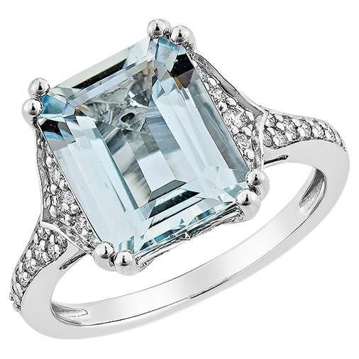 3.64 Carat Aquamarine Fancy Ring in 18Karat White Gold with White Diamond.   For Sale