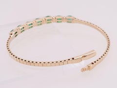 Pulsera Flexible de Oro Amarillo con Diamante Esmeralda de 3,64 Quilates