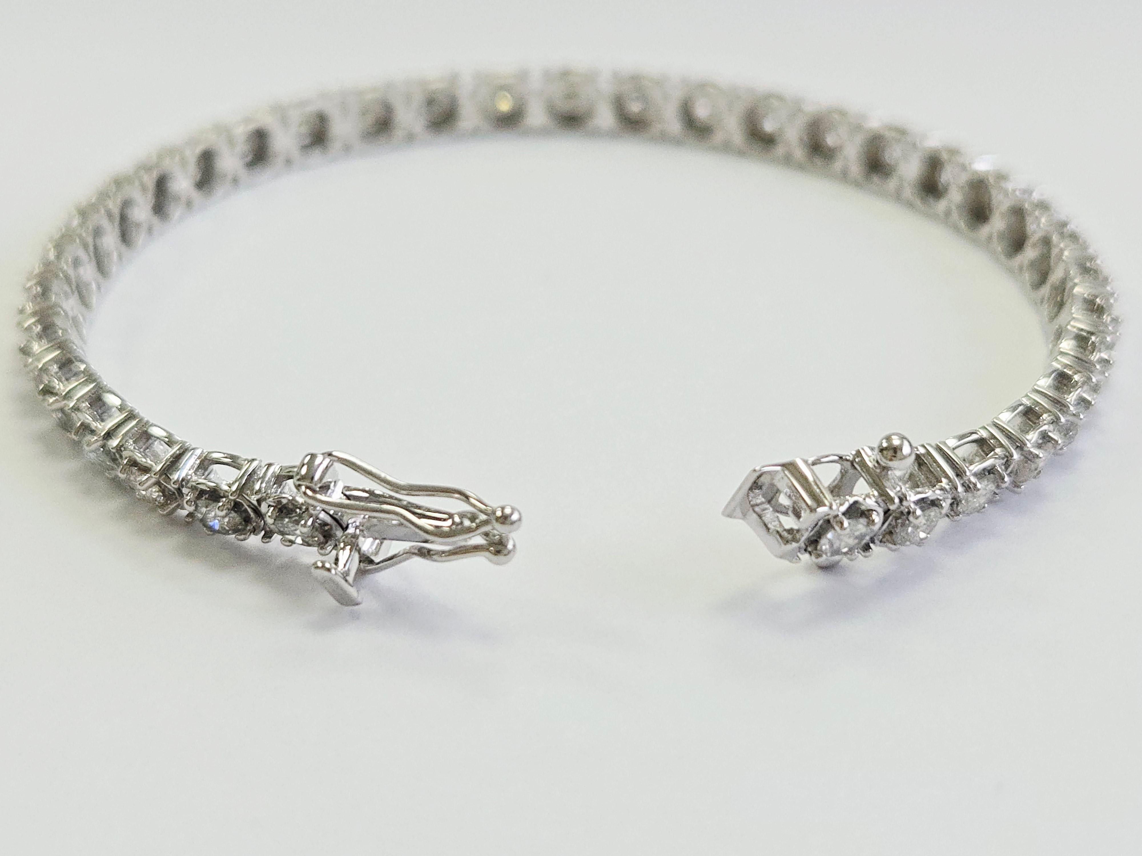 Pulsera de Tenis Ilusión de Diamantes 3,64 Quilates Oro Blanco 14 Kilates en Nuevo estado para la venta en Great Neck Plaza, NY