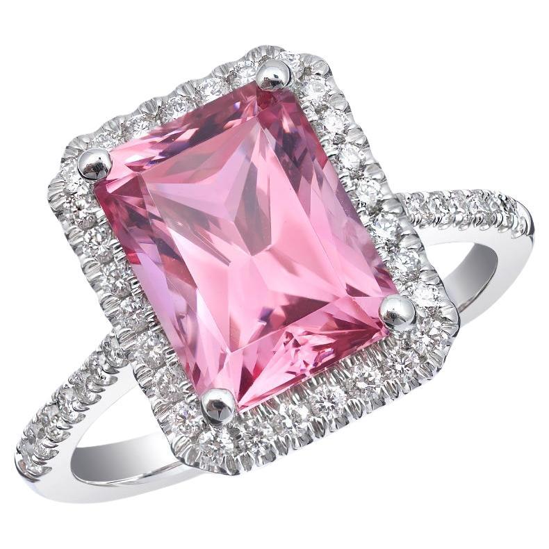 3.64 Carats Pink Spinel Diamonds set in 14K White Gold Ring
