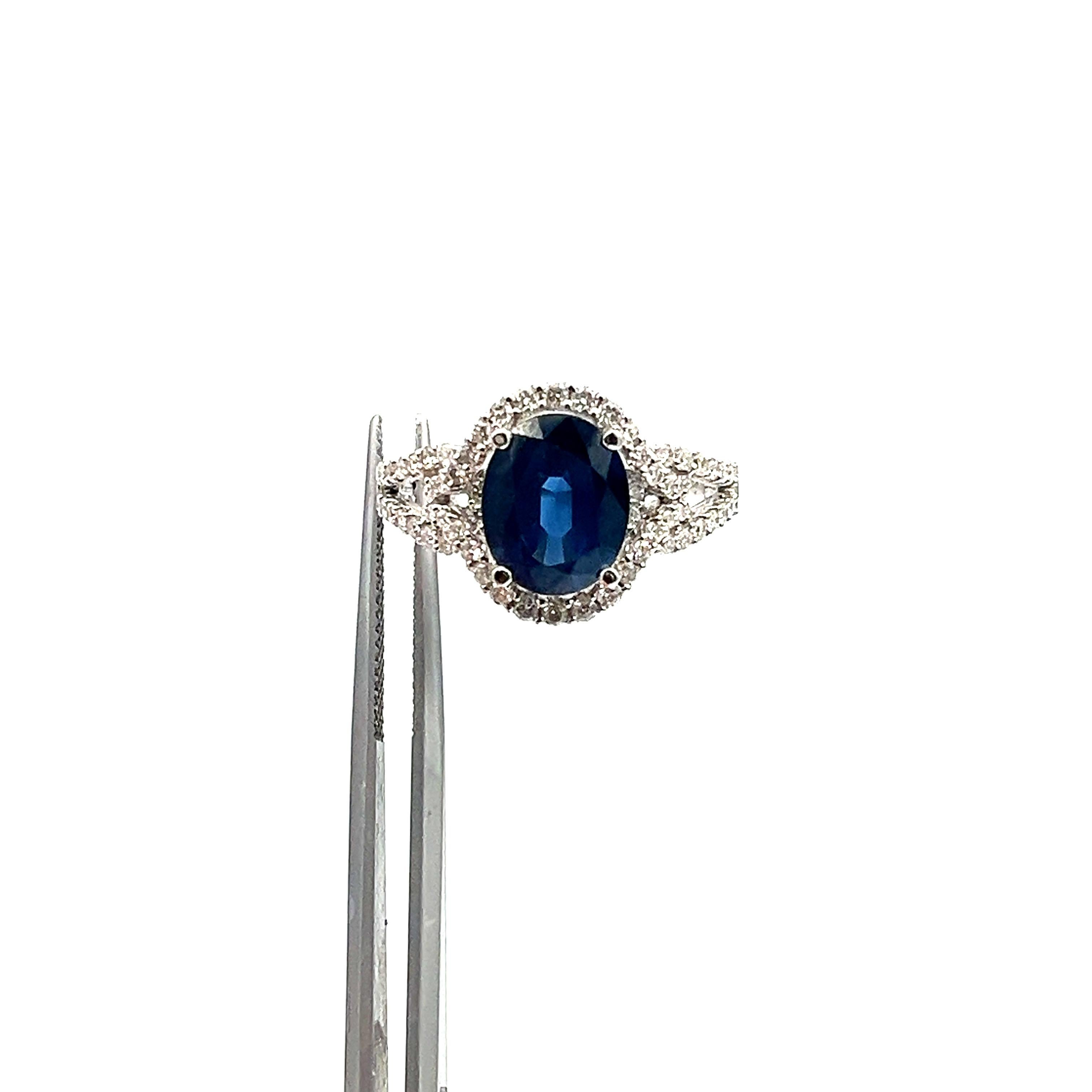 3.64 ct Natural Sapphire & Diamond Ring  In New Condition For Sale In Chicago, IL