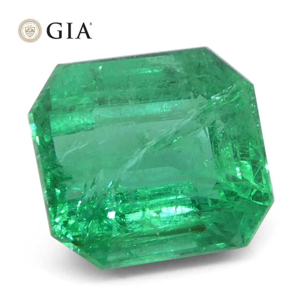 3.64ct Octagonal/Emerald Cut Green Emerald GIA Certified Zambia (F2) Unisexe en vente