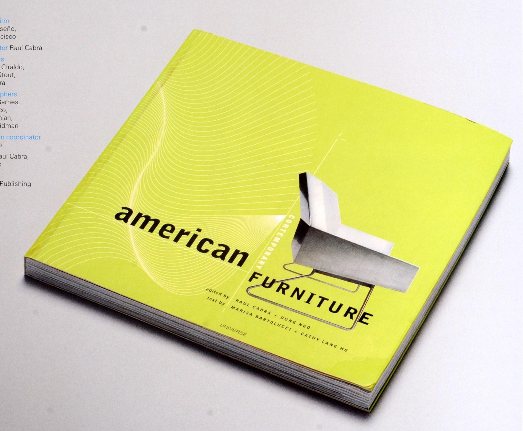 365 : Aiga Year In Design 22 par AIGA. New York, U.S.A. : American Institution of Graphic Arts, 2002. Première édition, 1ère impression, couverture souple. Chaque année, l'AIGA célèbre les meilleurs travaux de design des douze mois précédents dans
