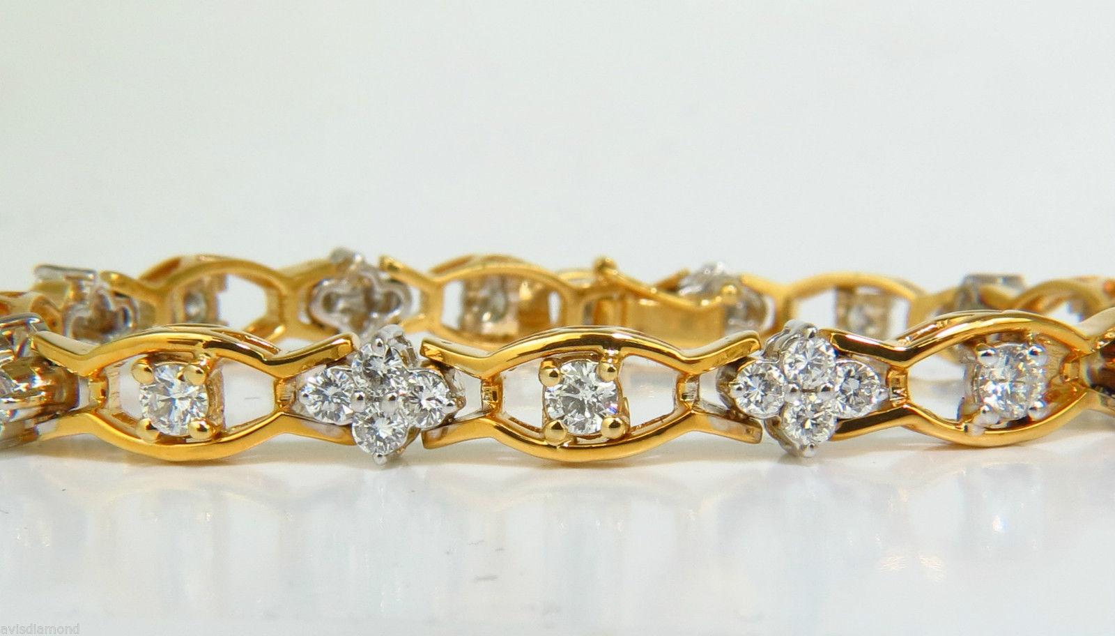3.65 Carat Clusters Diamond Bracelet G VS 14 Karat Excellent Cuts and Links In New Condition For Sale In New York, NY