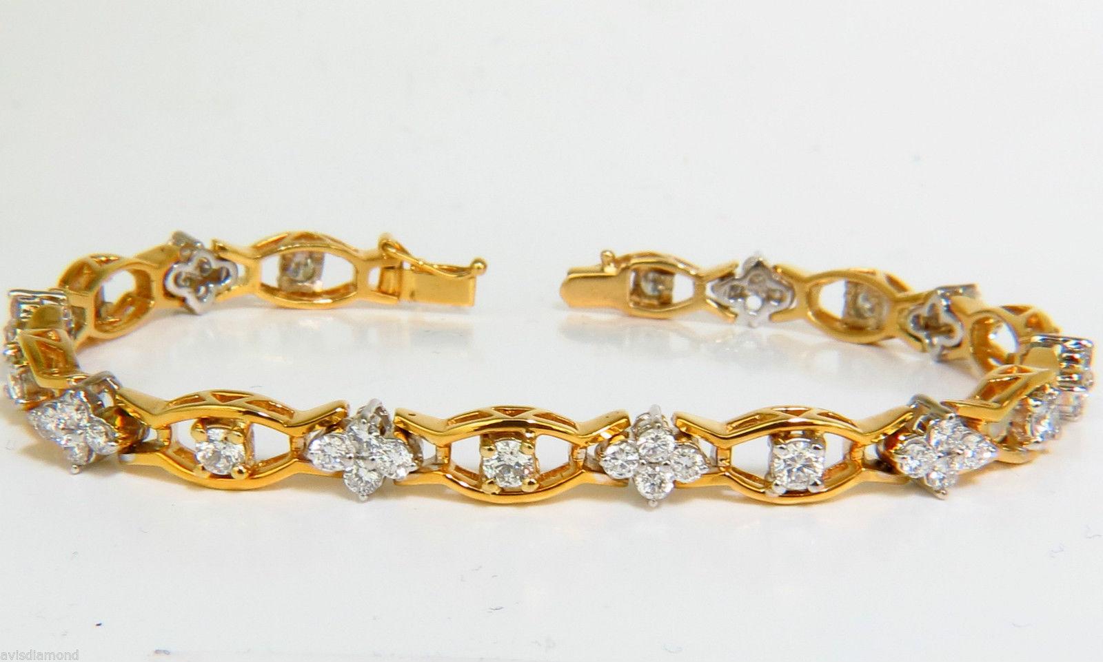 Women's or Men's 3.65 Carat Clusters Diamond Bracelet G VS 14 Karat Excellent Cuts and Links For Sale
