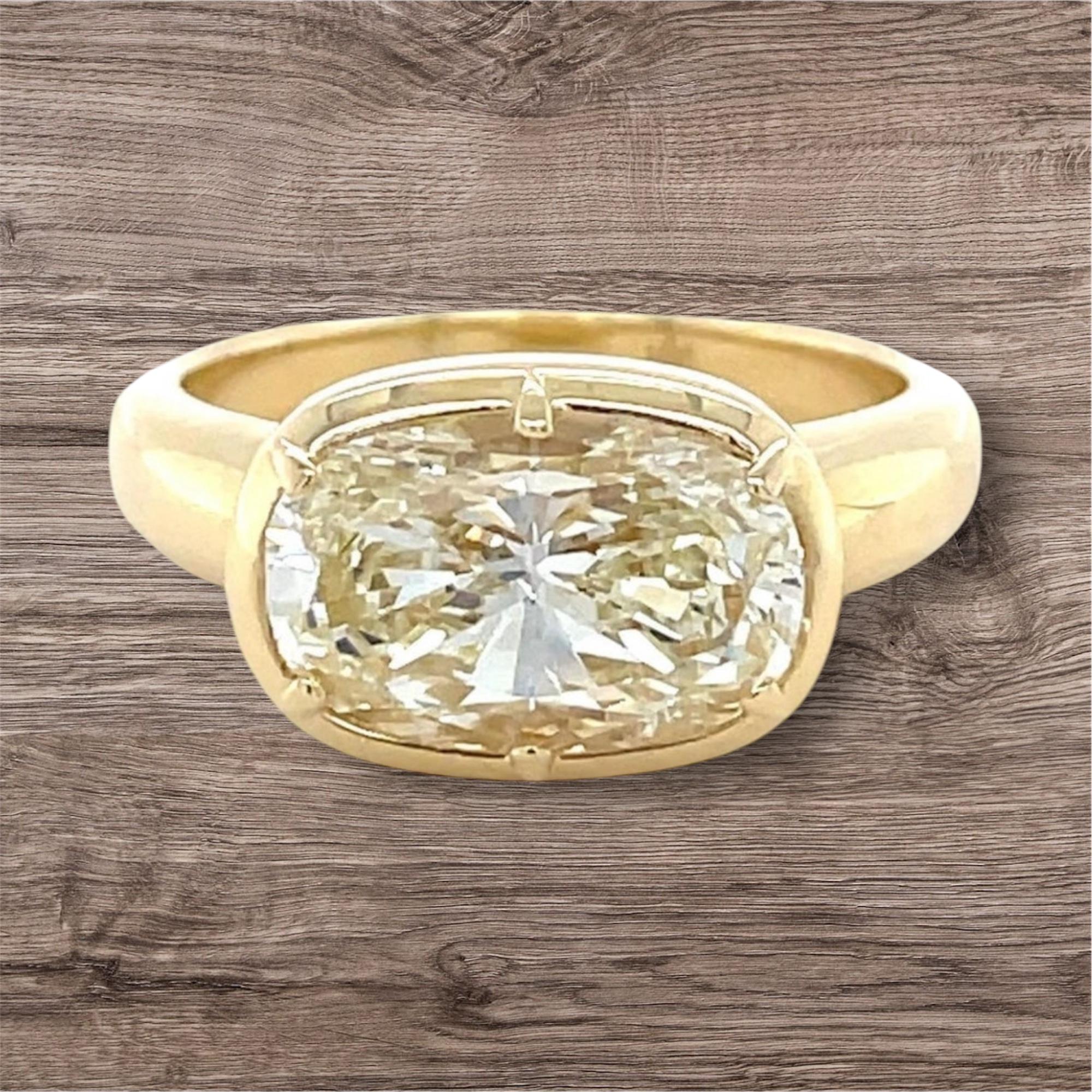 3.65 Karat länglicher Diamant-Verlobungsring mit Kissenschliff