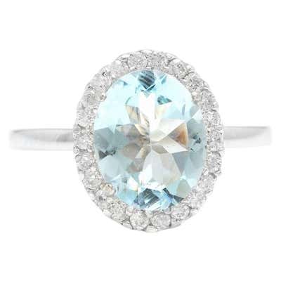14 Karat Gold Ring with a Large Aquamarine For Sale at 1stDibs
