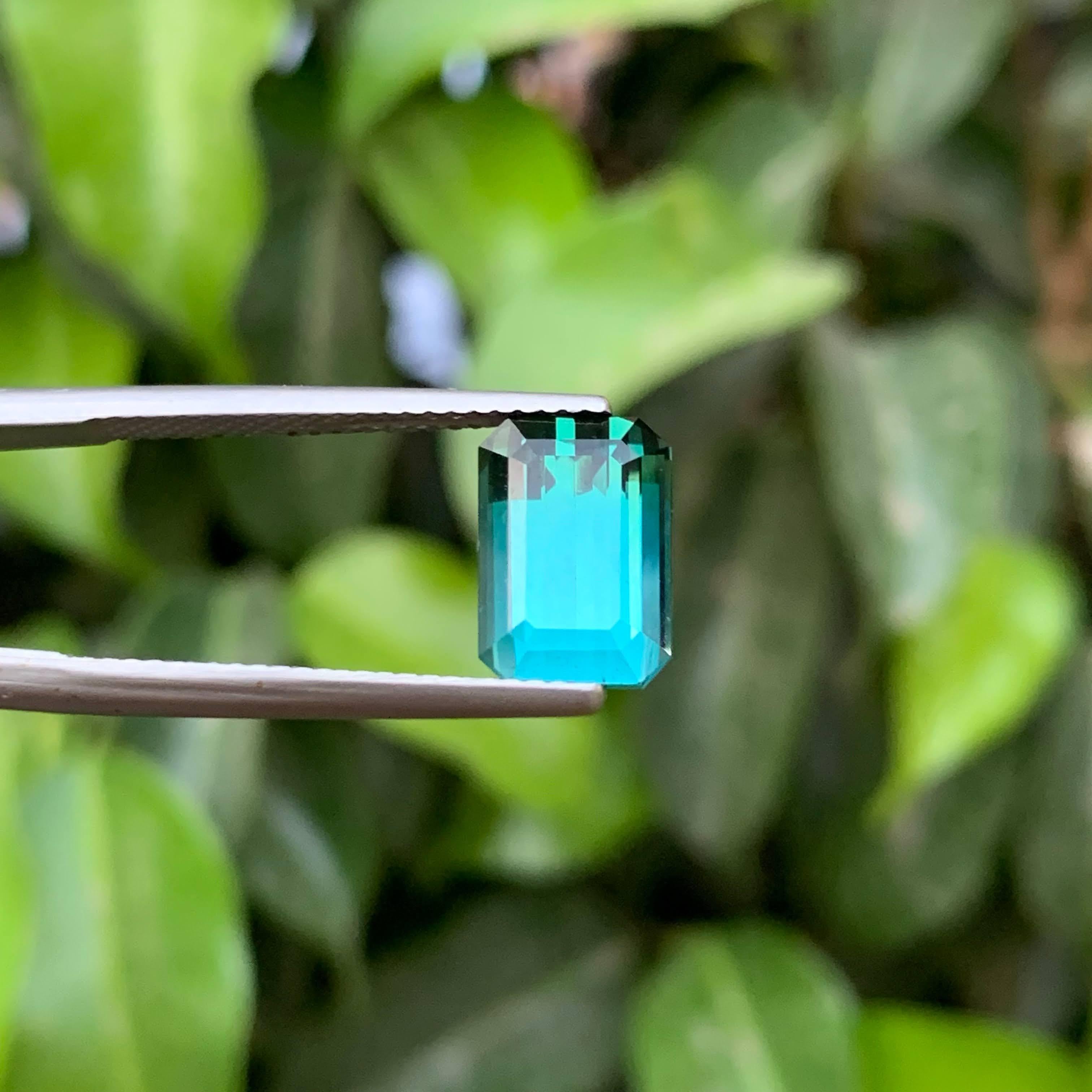 Taille émeraude 3.65 Carat Natural Loose Blue Greenish Tourmaline Emerald Cut Afghan Gemstone (Tourmaline bleue verdâtre en vrac, taille émeraude) en vente