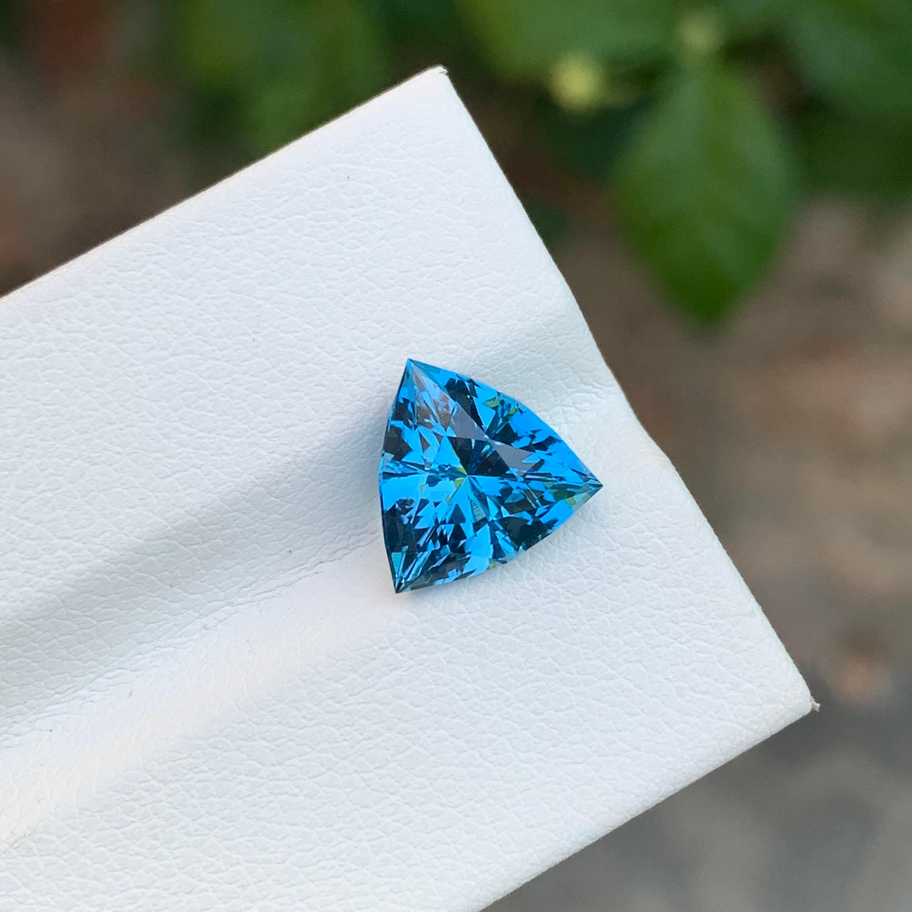 Loose London Blue Topaz

Weight: 3.65 Carats
Dimension: 10 x 10 x 6.5 Mm
Origin: Brazil
Shape: Trillion 
Color: Deep Blue
Certificate: On Customer Demand

London Blue Topaz is a mesmerizing variety of topaz renowned for its deep and enchanting blue