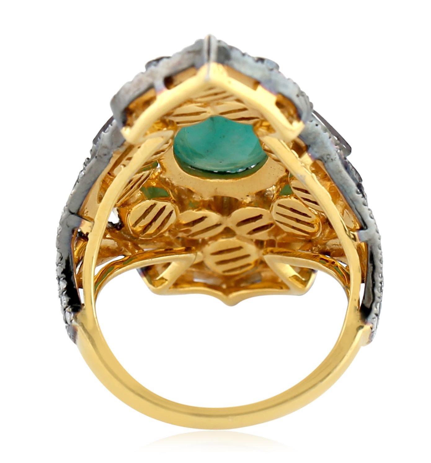 Contemporary 3.65 Carat Rosecut Diamond Emerald Cocktail Ring For Sale